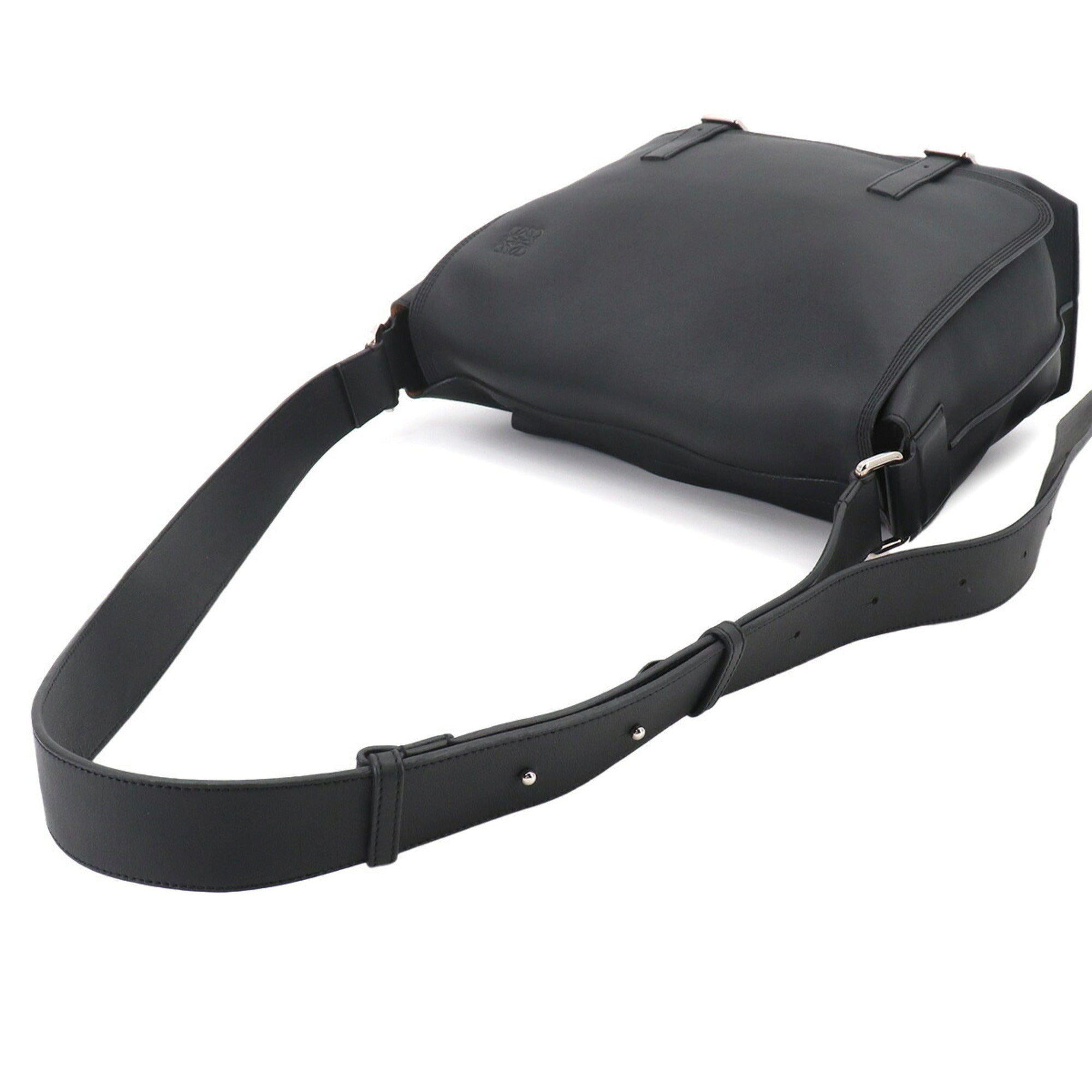 Loewe Black Leather Handbag Messenger Bag Shoulder Bag (Pre-Owned)
