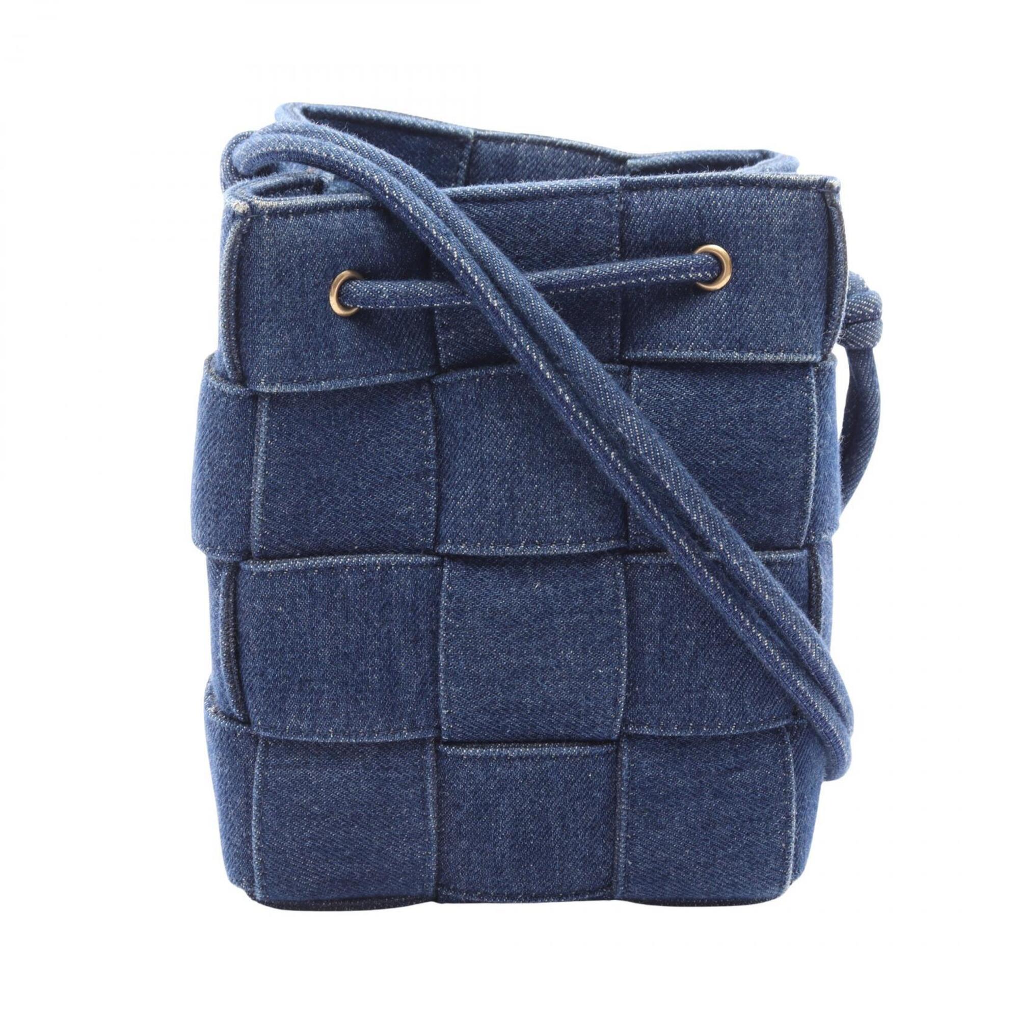 Bottega Veneta Navy Denim Shoulder Bag (Pre-Owned)