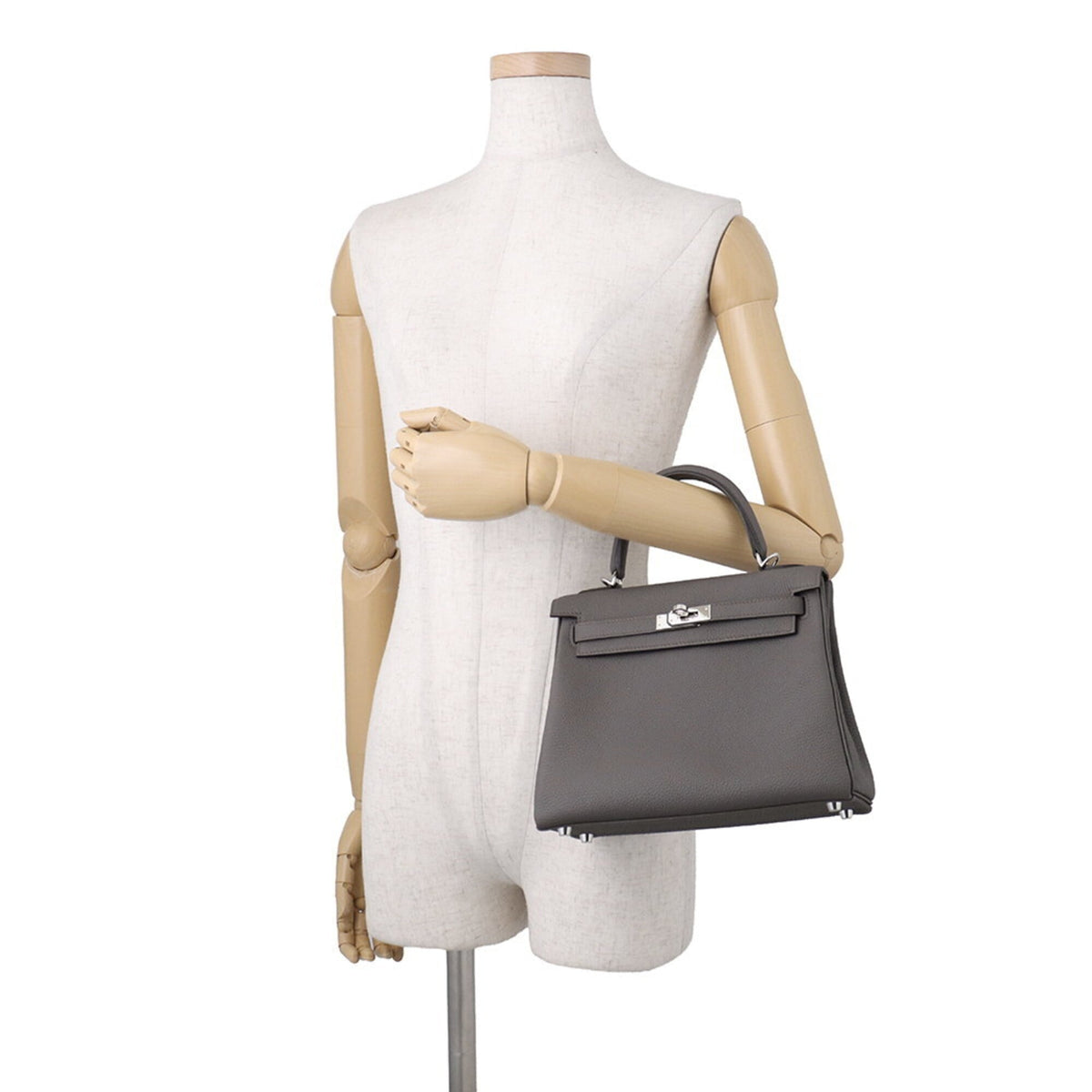 Hermes Etain Togo Leather Handbag (Pre-Owned)