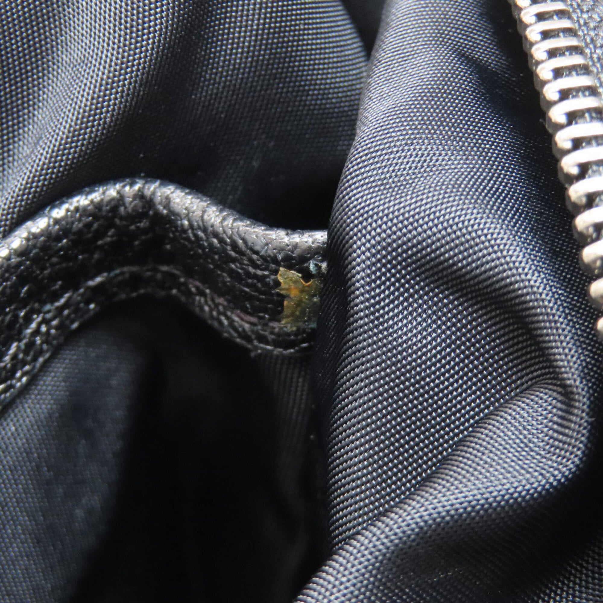 Burberry Black Nylon Tote Bag (Pre-Owned)