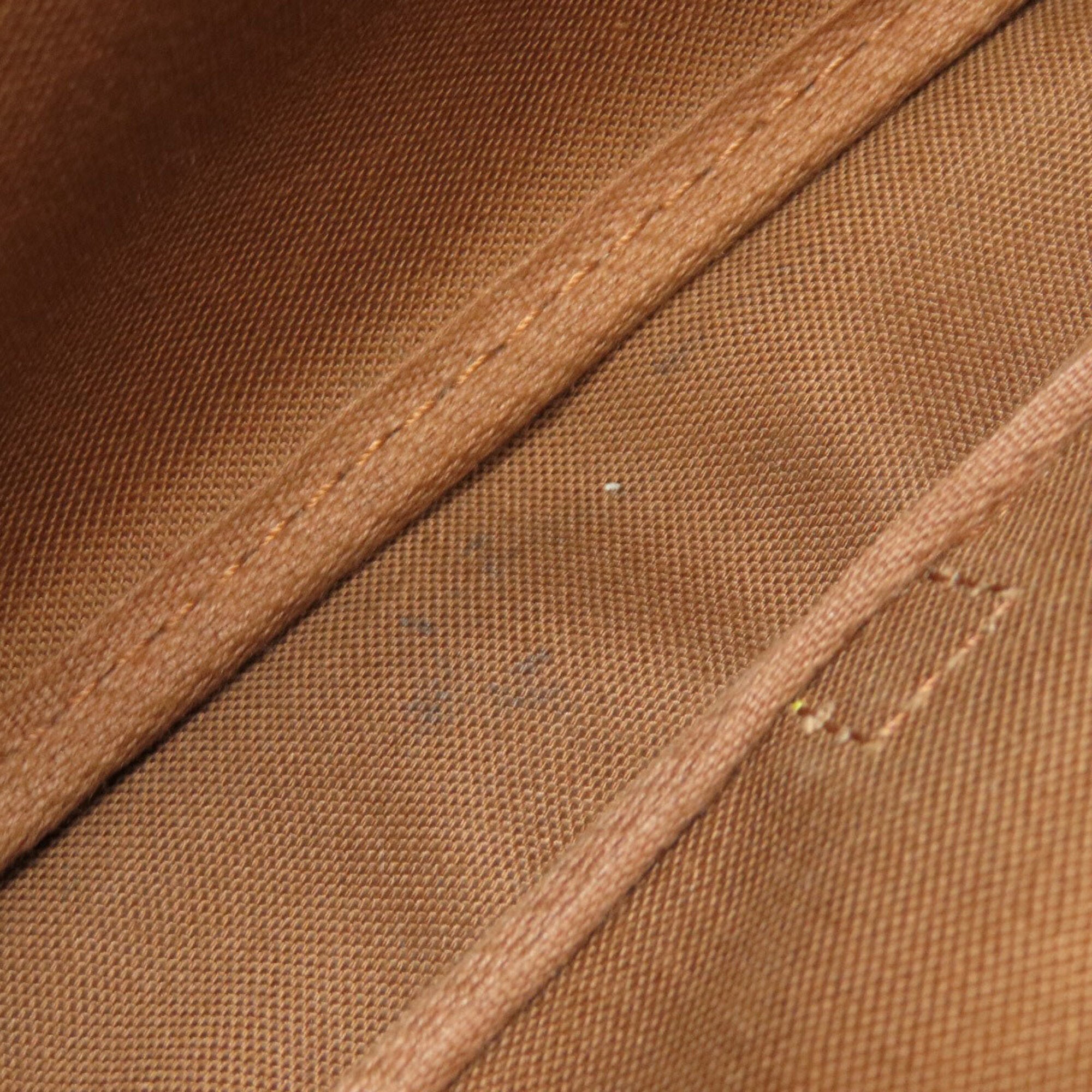 Louis Vuitton Monogram Monogram Shoulder Bag (Pre-Owned)