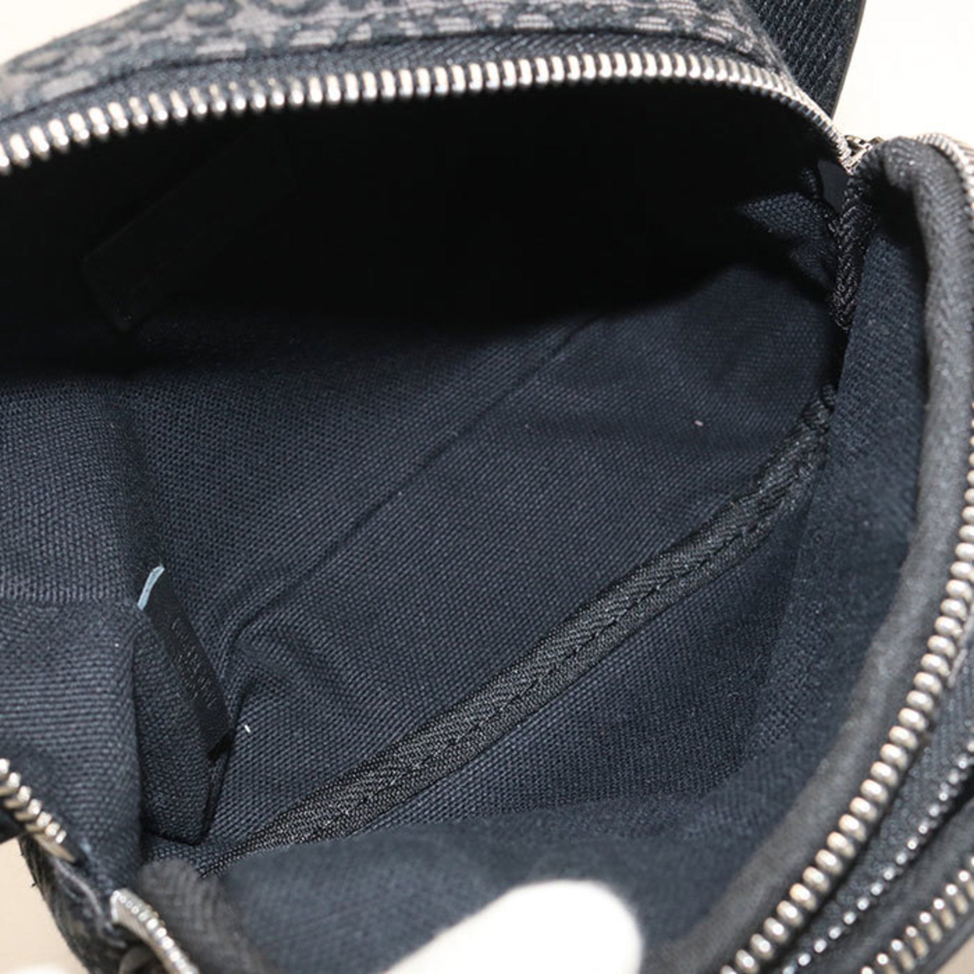 Loewe Black Jacquard Shoulder Bag (Pre-Owned)