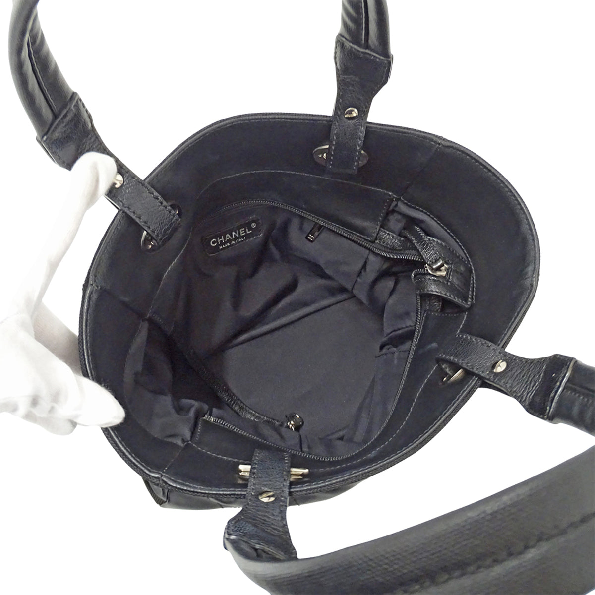 Chanel Black Coated Canvas Tote Bag (Pre-Owned)