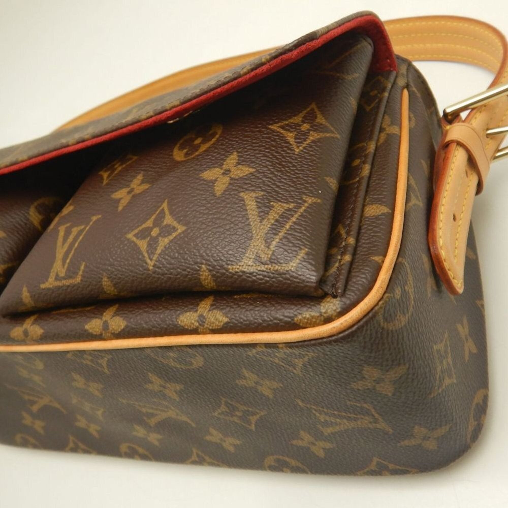 Louis Vuitton Monogram Brown Monogram Shoulder Bag (Pre-Owned)
