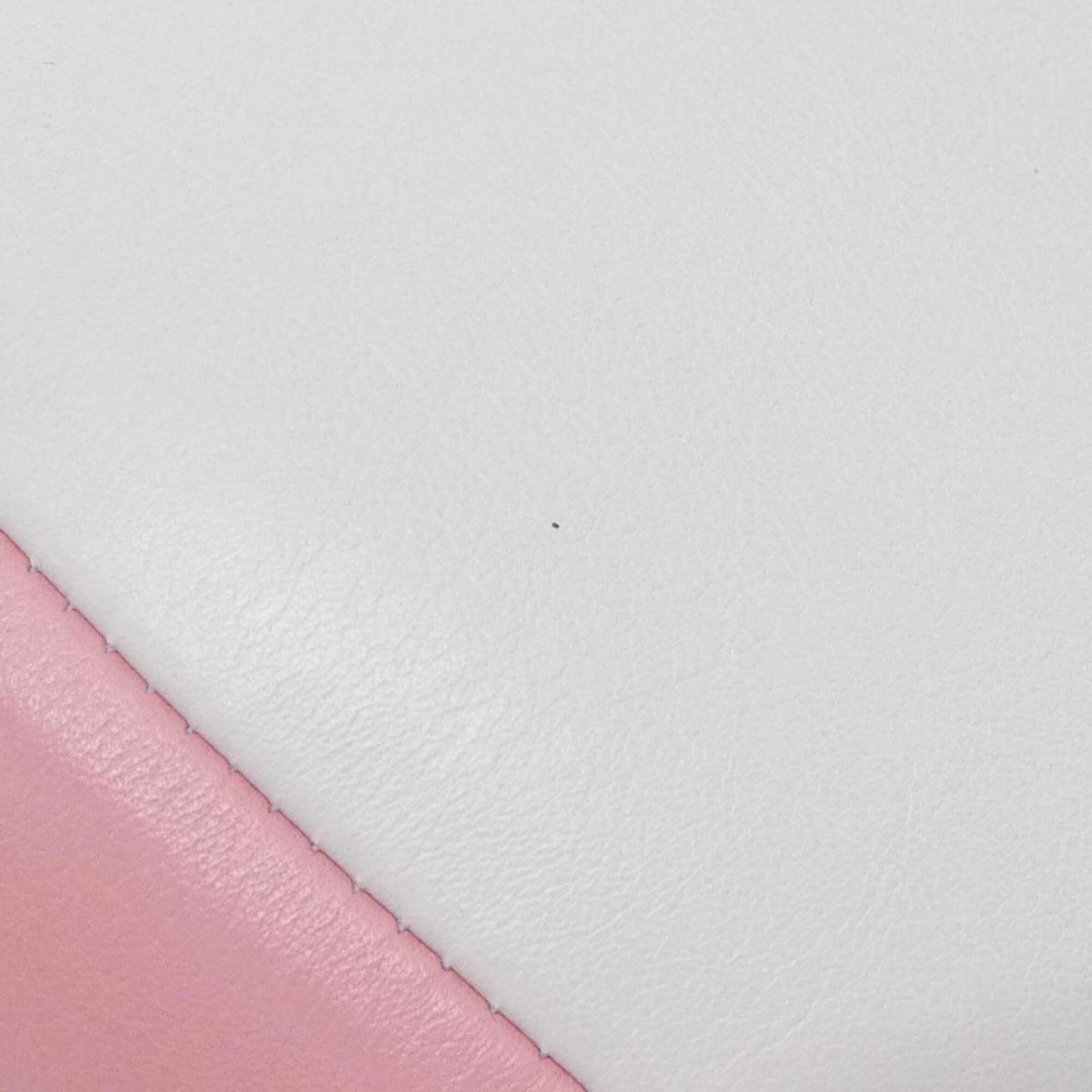 Chanel Pink White Leather Shoulder Bag (Pre-Owned)