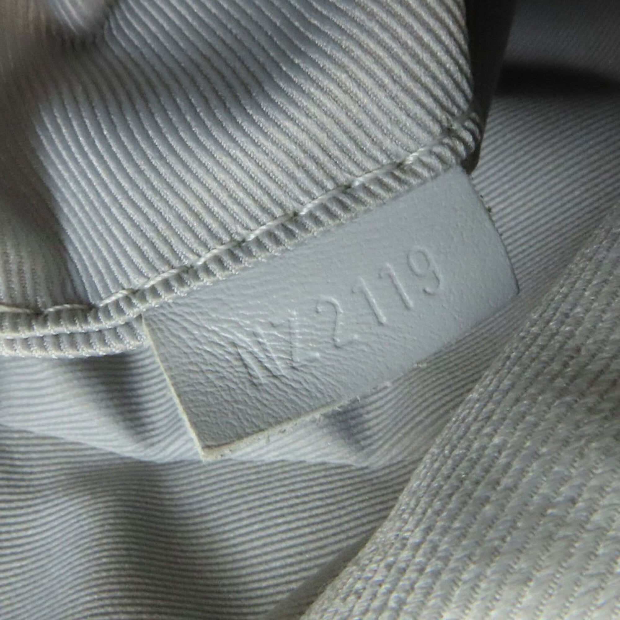 Louis Vuitton Monogram Monogram White Monogram Canvas Shoulder Bag (Pre-Owned)