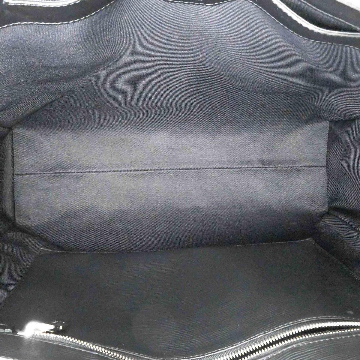 Louis Vuitton Epi Black Epi Leather Handbag Tote Bag (Pre-Owned)