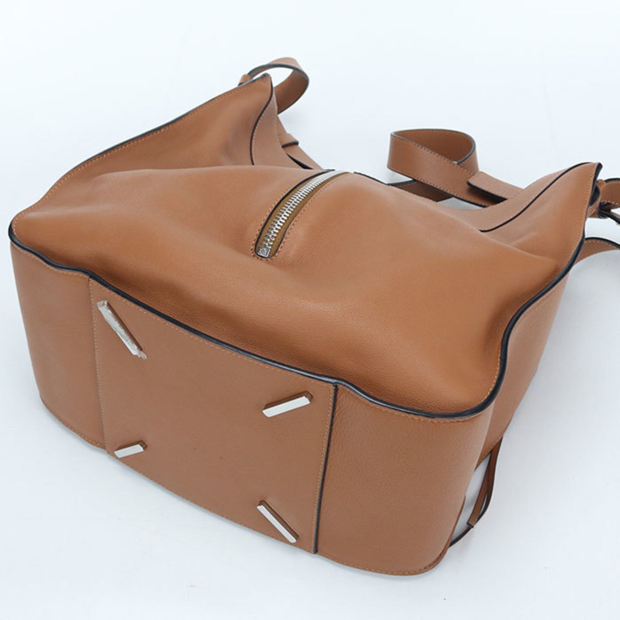 Loewe Brown Leather Handbag (Pre-Owned)