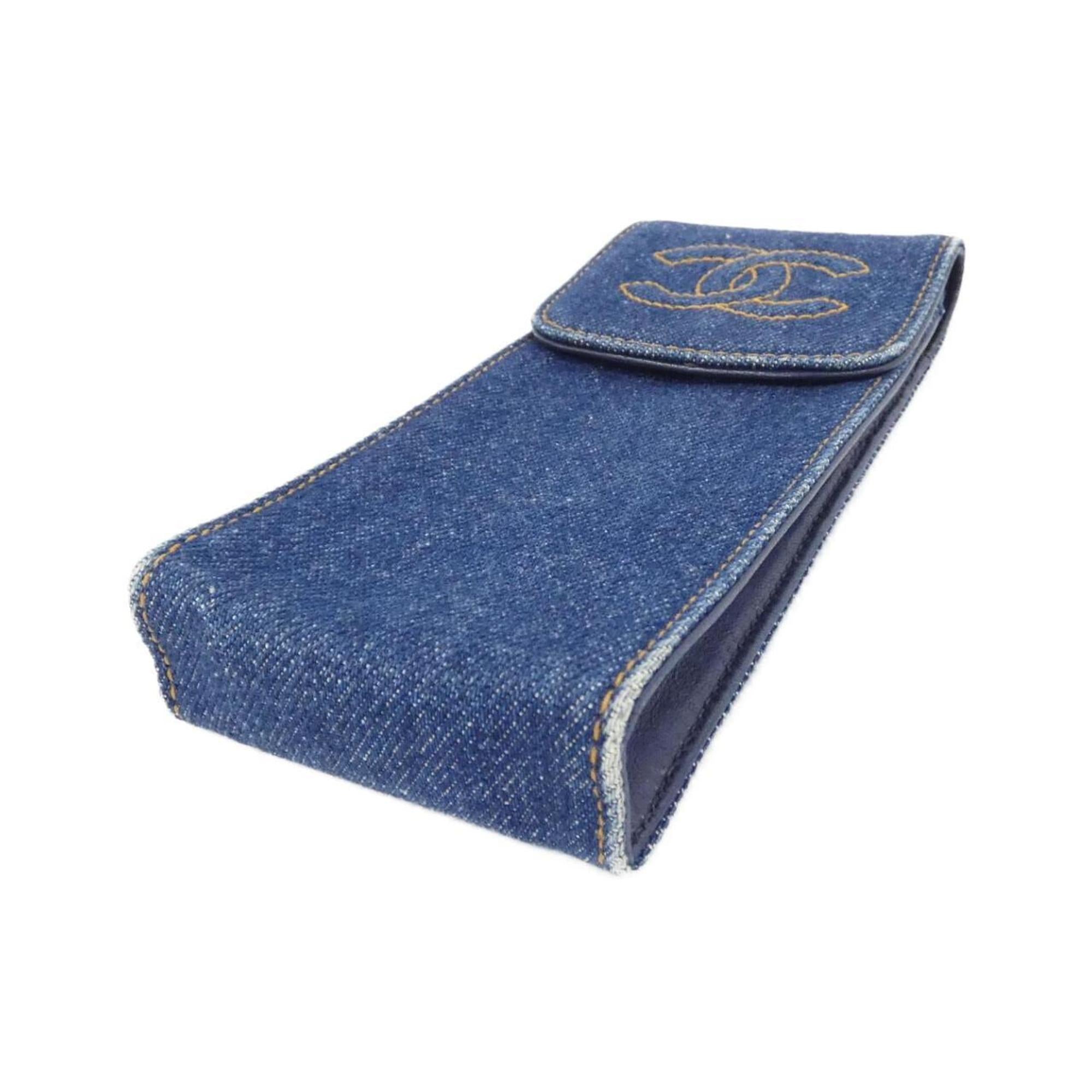 Chanel Blue Denim Pouch (Pre-Owned)