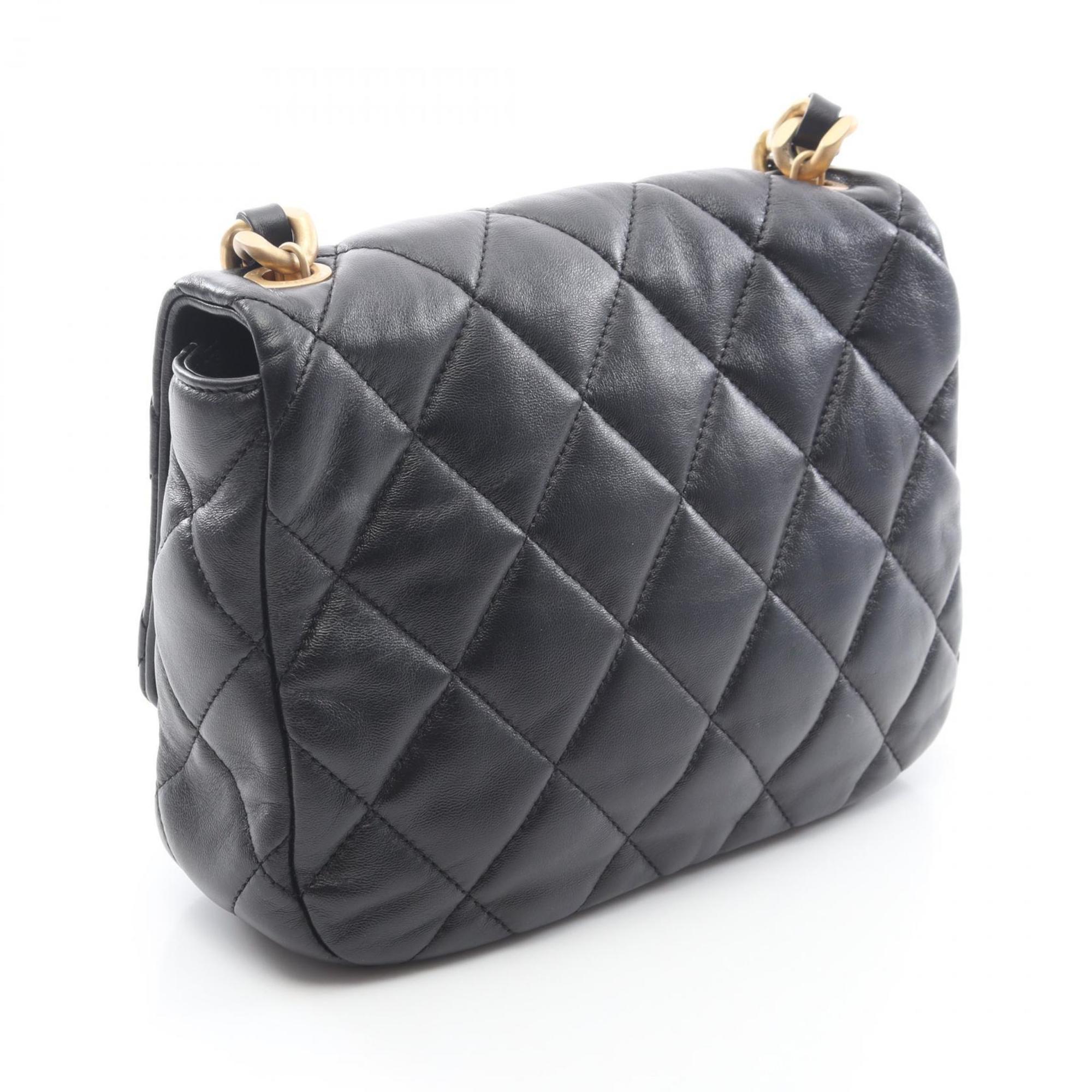 Chanel Black Leather Handbag Shoulder Bag (Pre-Owned)