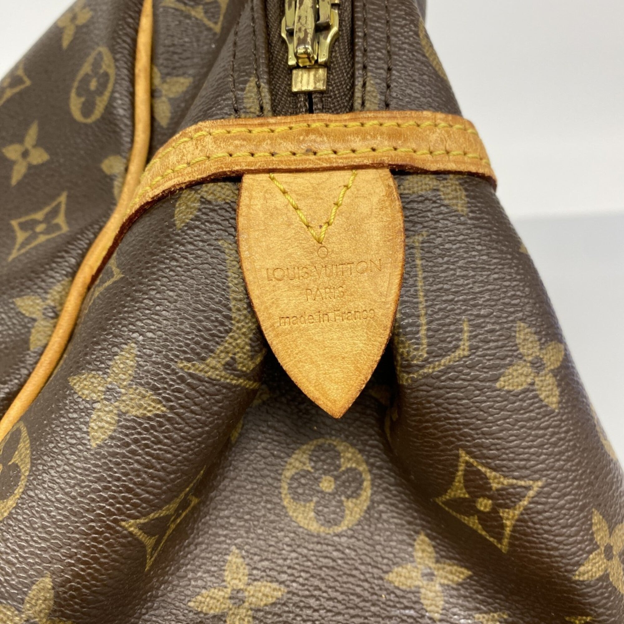 Louis Vuitton Brown Handbag (Pre-Owned)