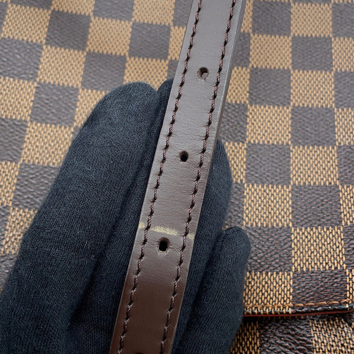 Louis Vuitton Damier Damier Canvas Ebene Orange Shoulder Bag (Pre-Owned)