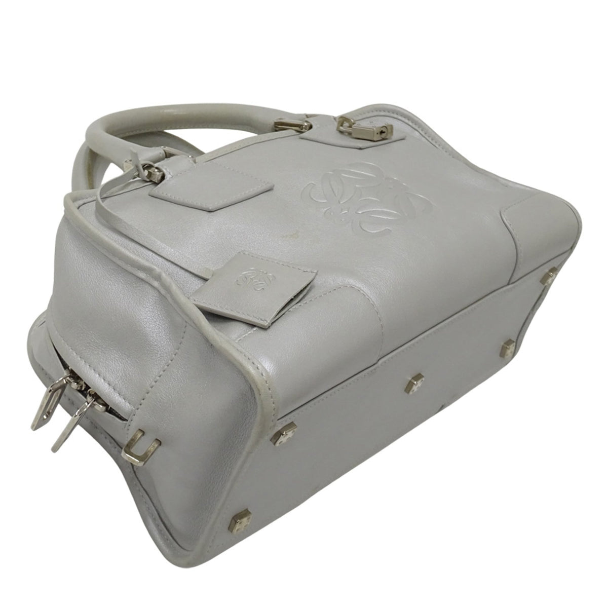 Loewe Silver Leather Handbag (Pre-Owned)