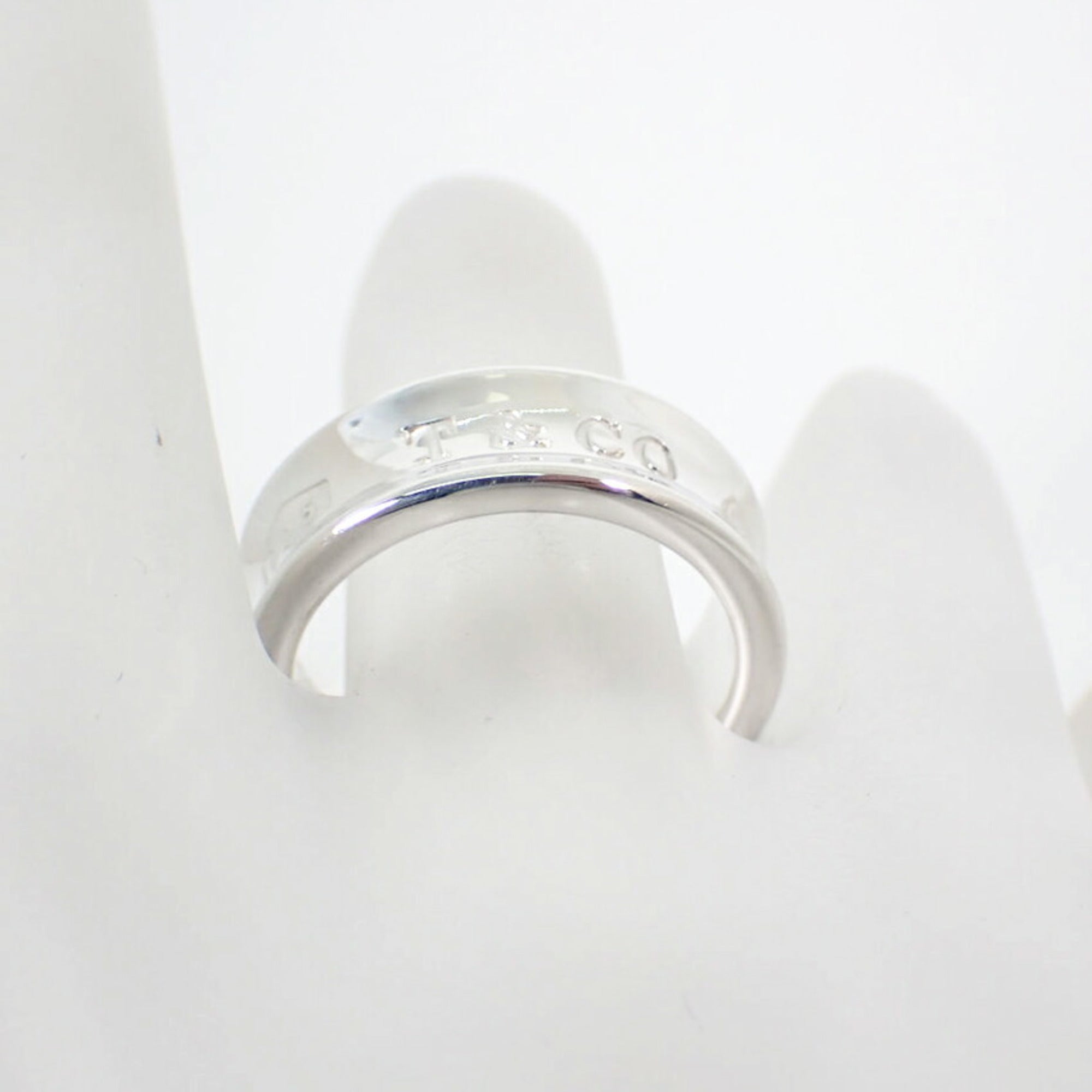 Tiffany Silver Sterling Silver 925 Band Ring (Pre-Owned)