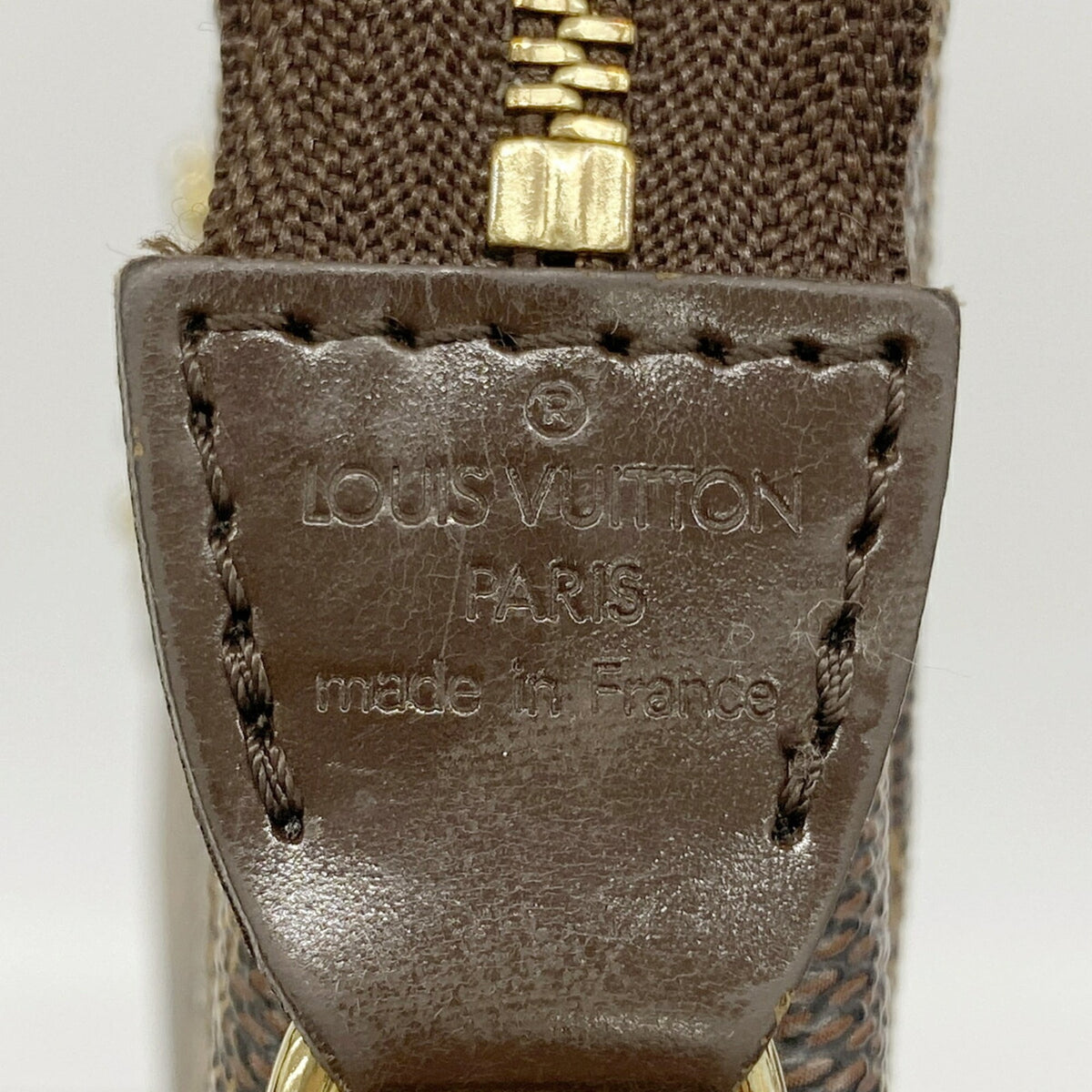 Louis Vuitton Ebene Handbag (Pre-Owned)