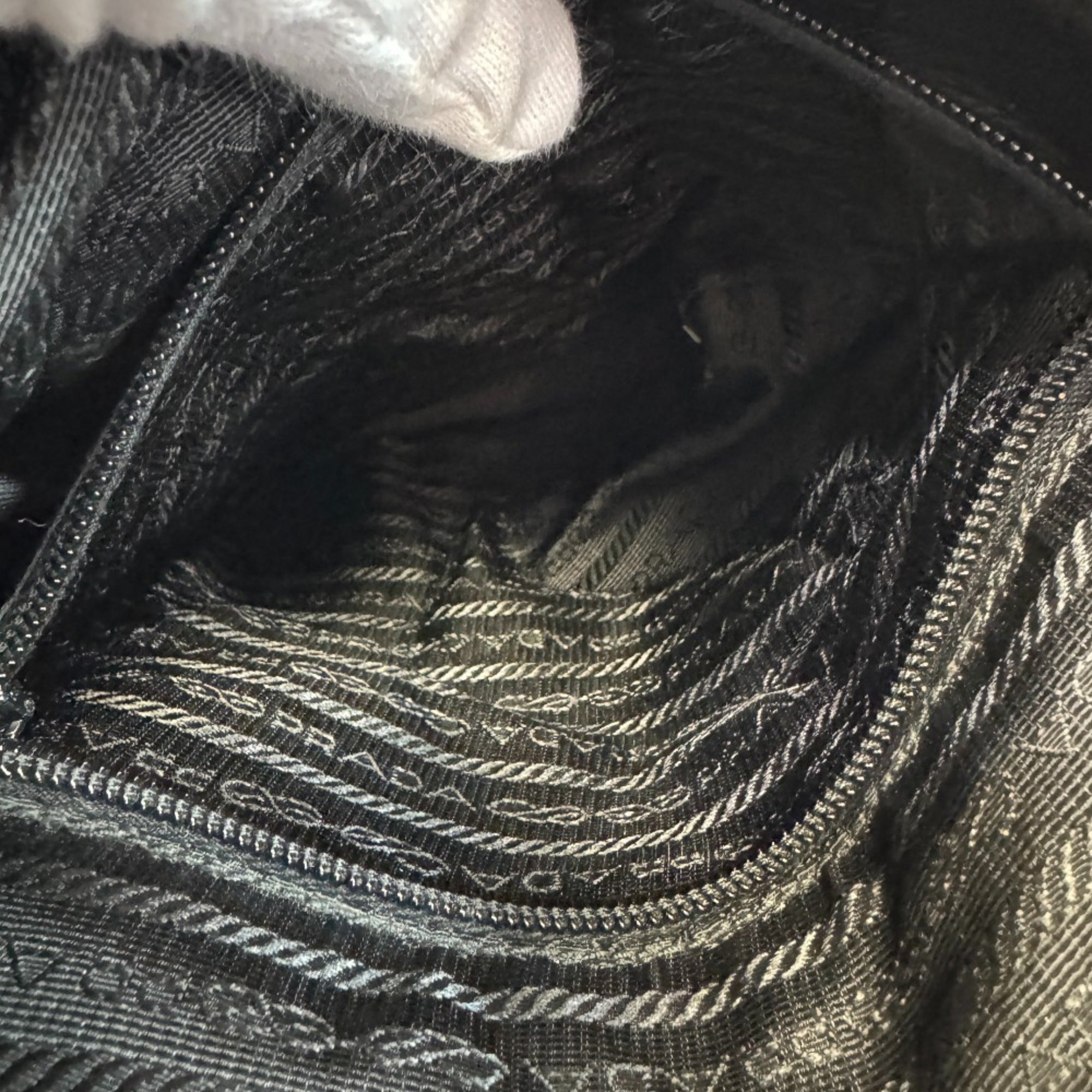 Prada Black Nylon Shoulder Bag (Pre-Owned)
