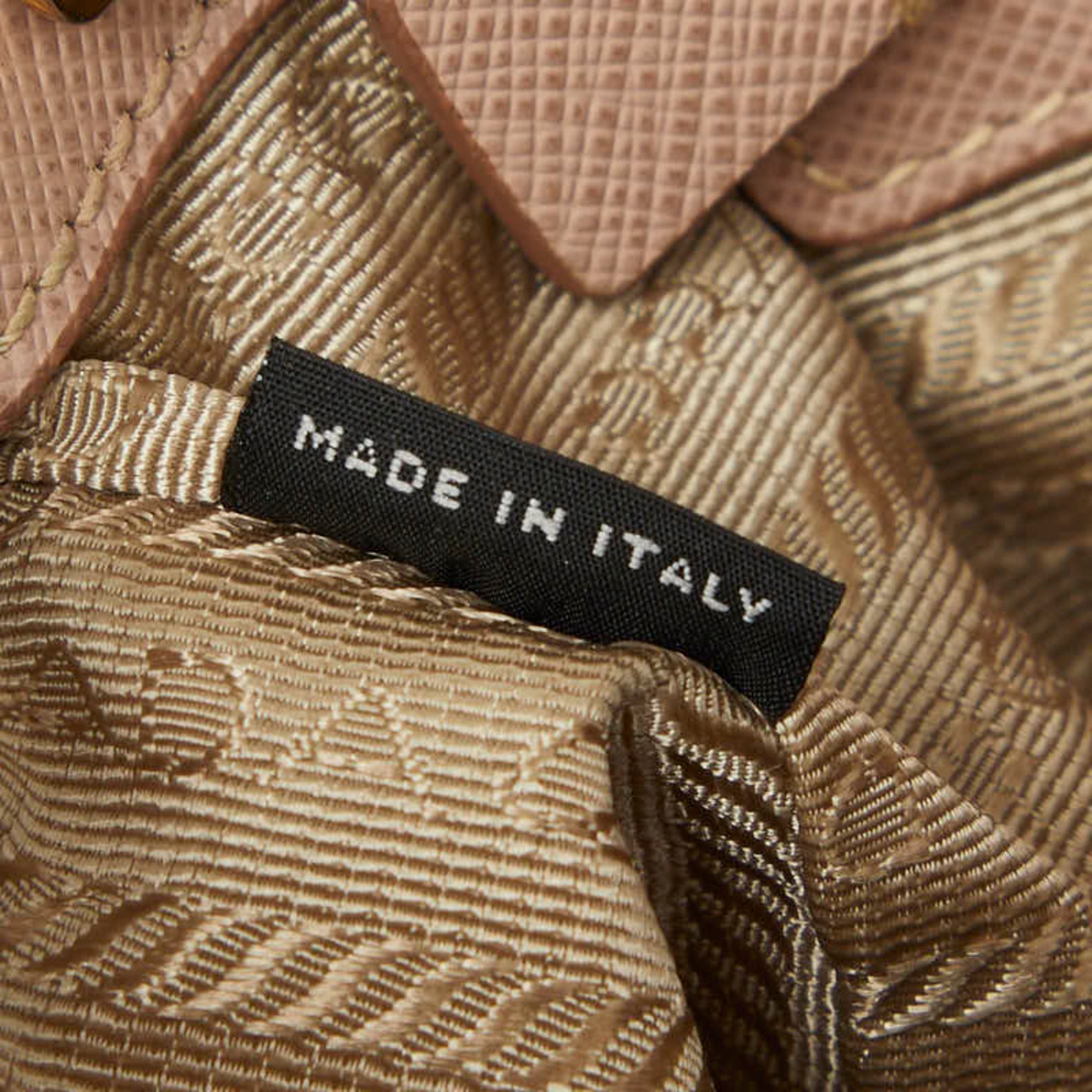 Prada Beige Saffiano Triangle Leather Handbag Shoulder Bag (Pre-Owned)