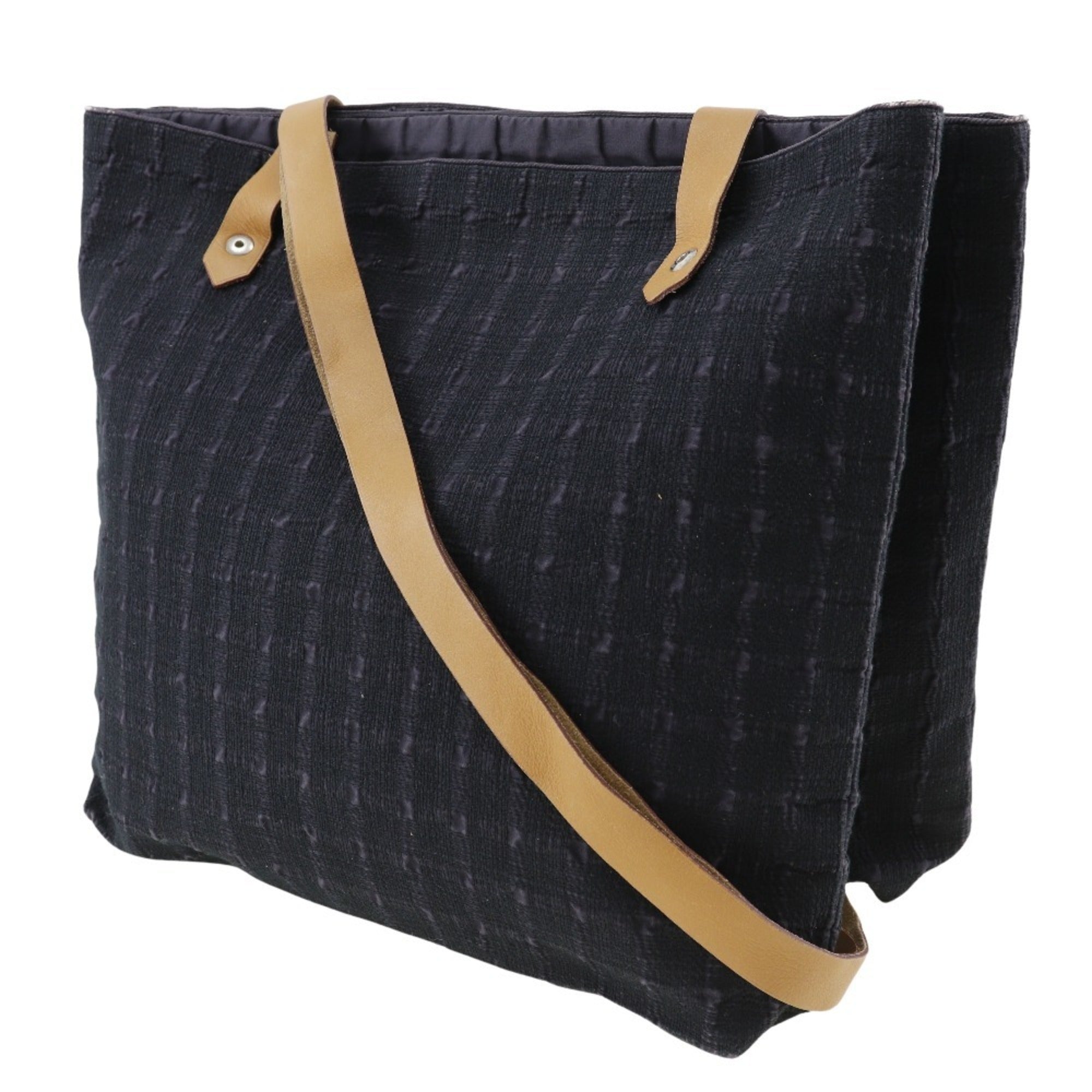 Hermes Black Canvas Shoulder Bag (Pre-Owned)