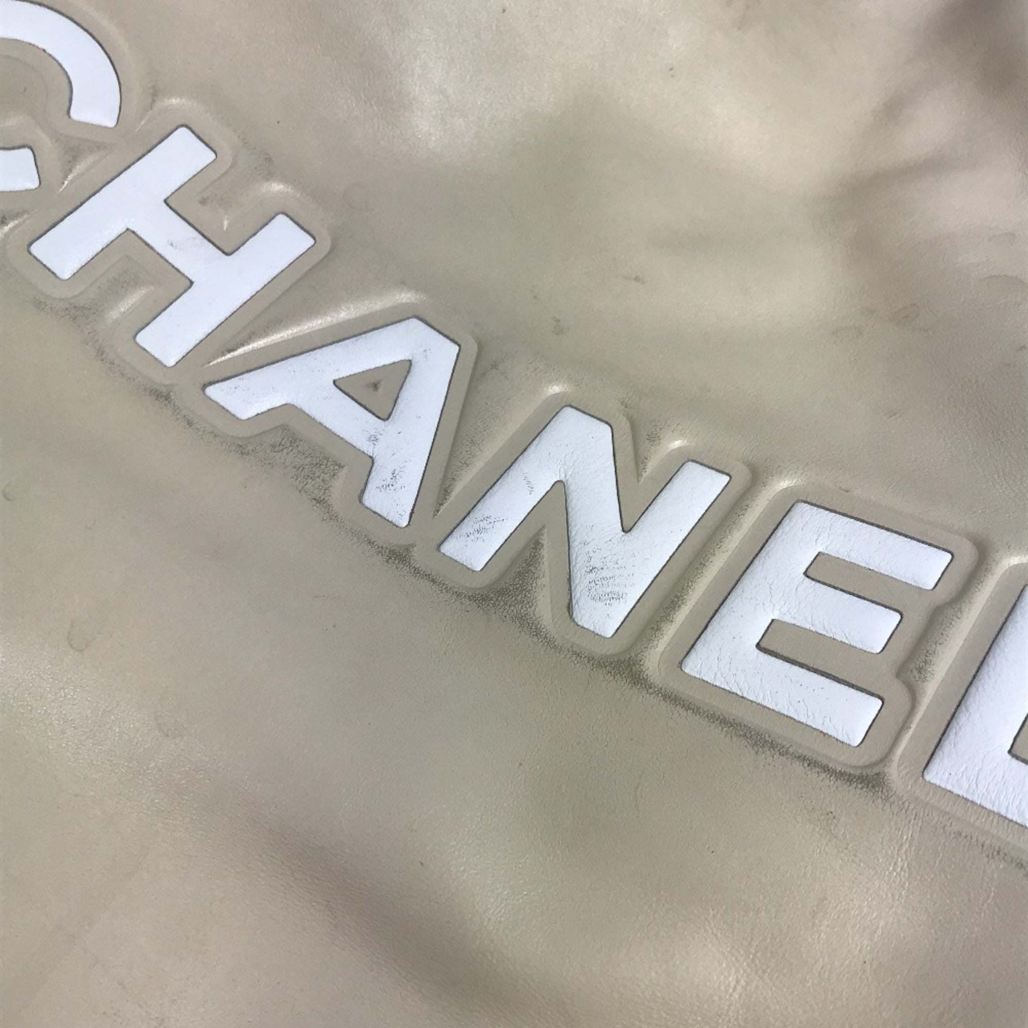 Chanel Beige White Leather Shoulder Bag Tote Bag (Pre-Owned)