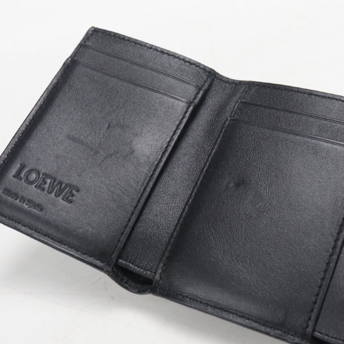 Loewe Black Wallet (Tri-Fold) (Pre-Owned)
