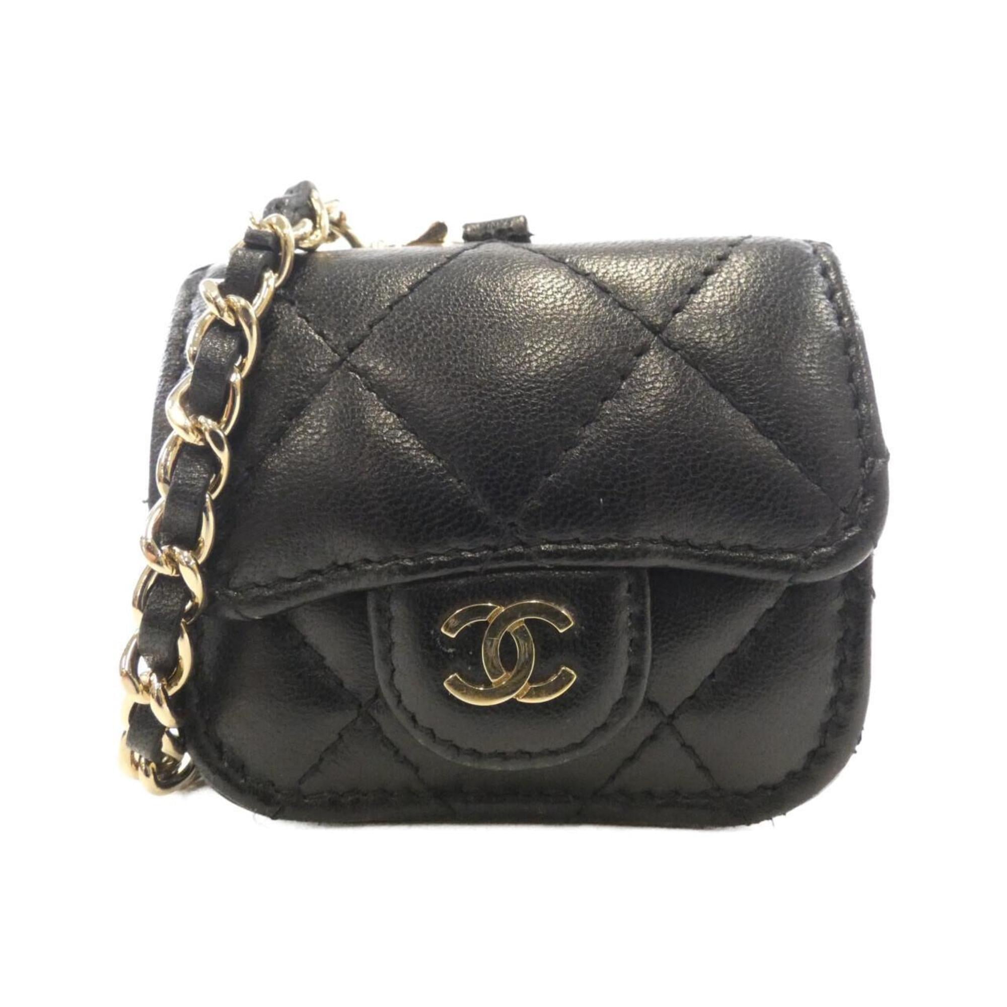 Chanel Black Leather Shoulder Bag (Pre-Owned)