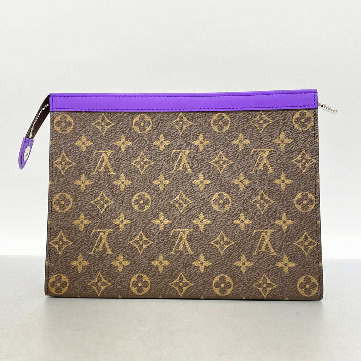Louis Vuitton Brown Clutch Bag (Pre-Owned)