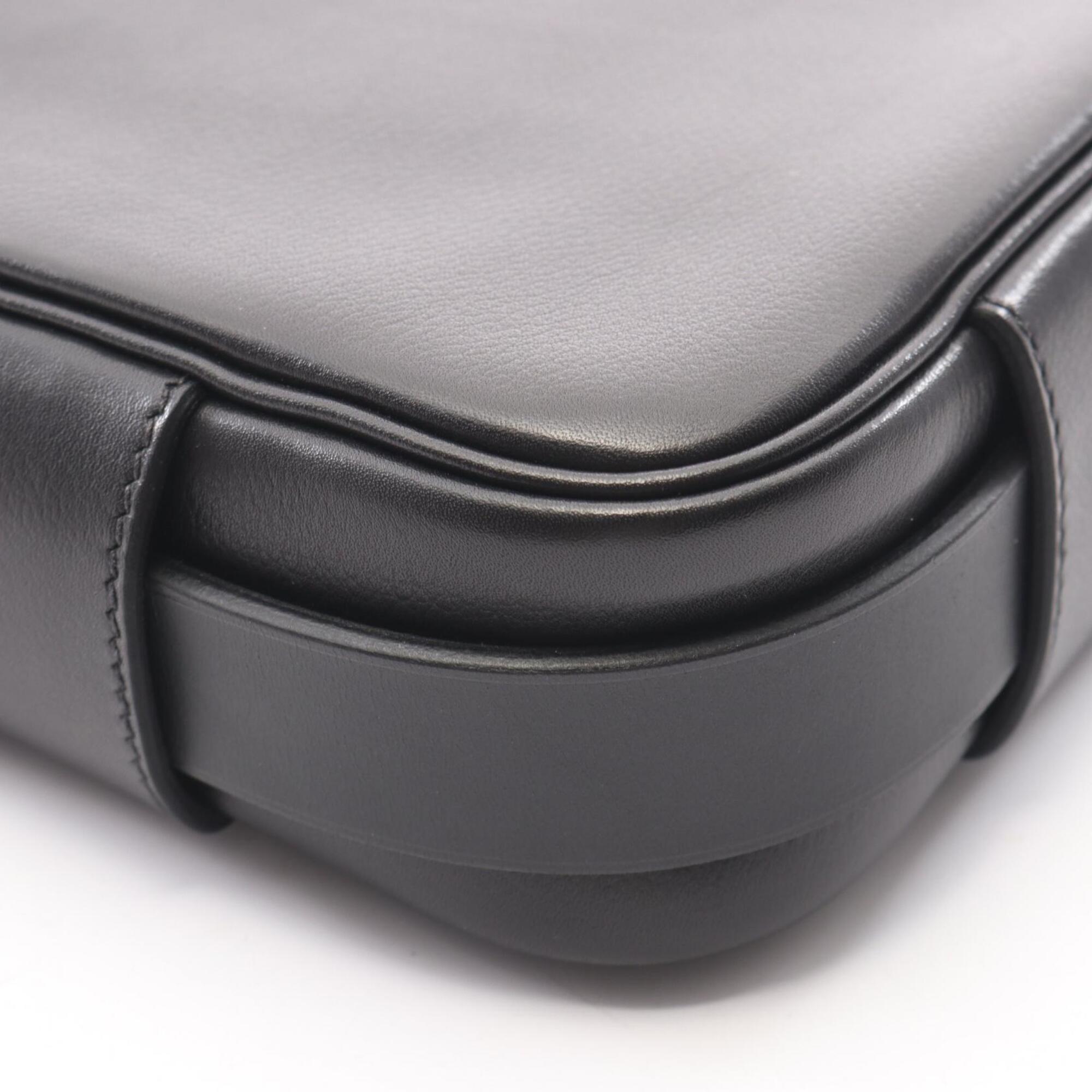 Hermes Black Leather Shoulder Bag (Pre-Owned)