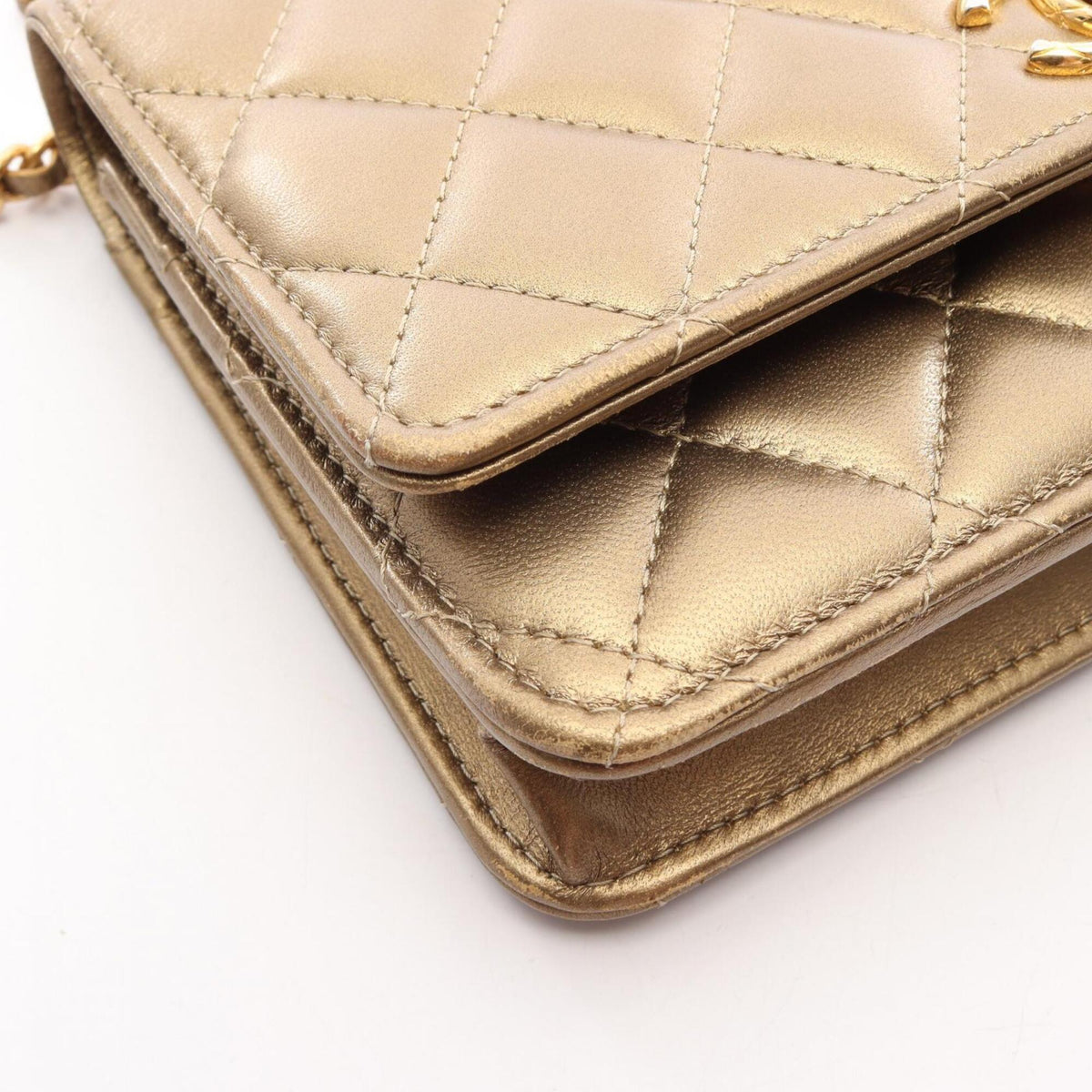 Chanel Gold Leather Handbag Shoulder Bag (Pre-Owned)