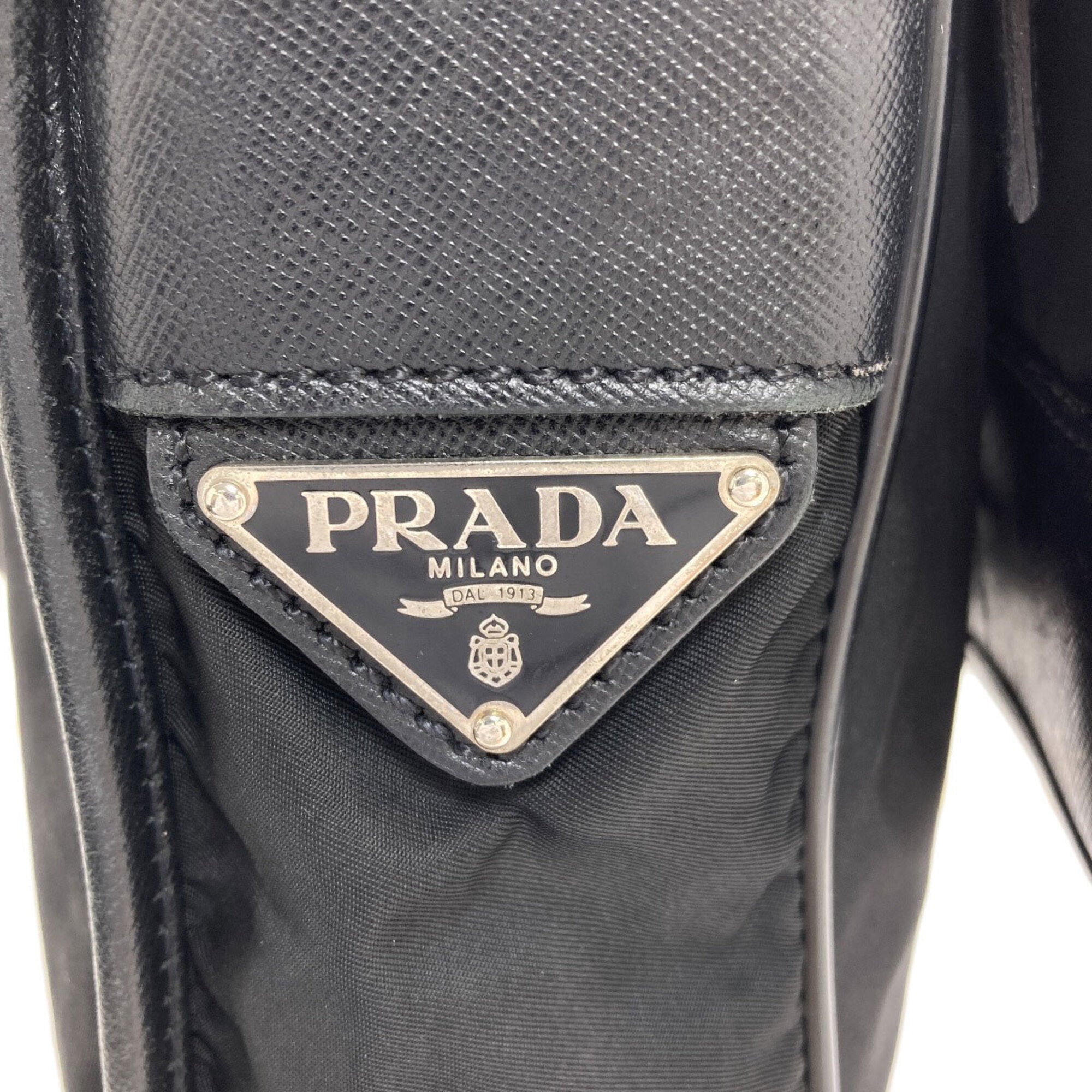 Prada Black Nylon Shoulder Bag (Pre-Owned)