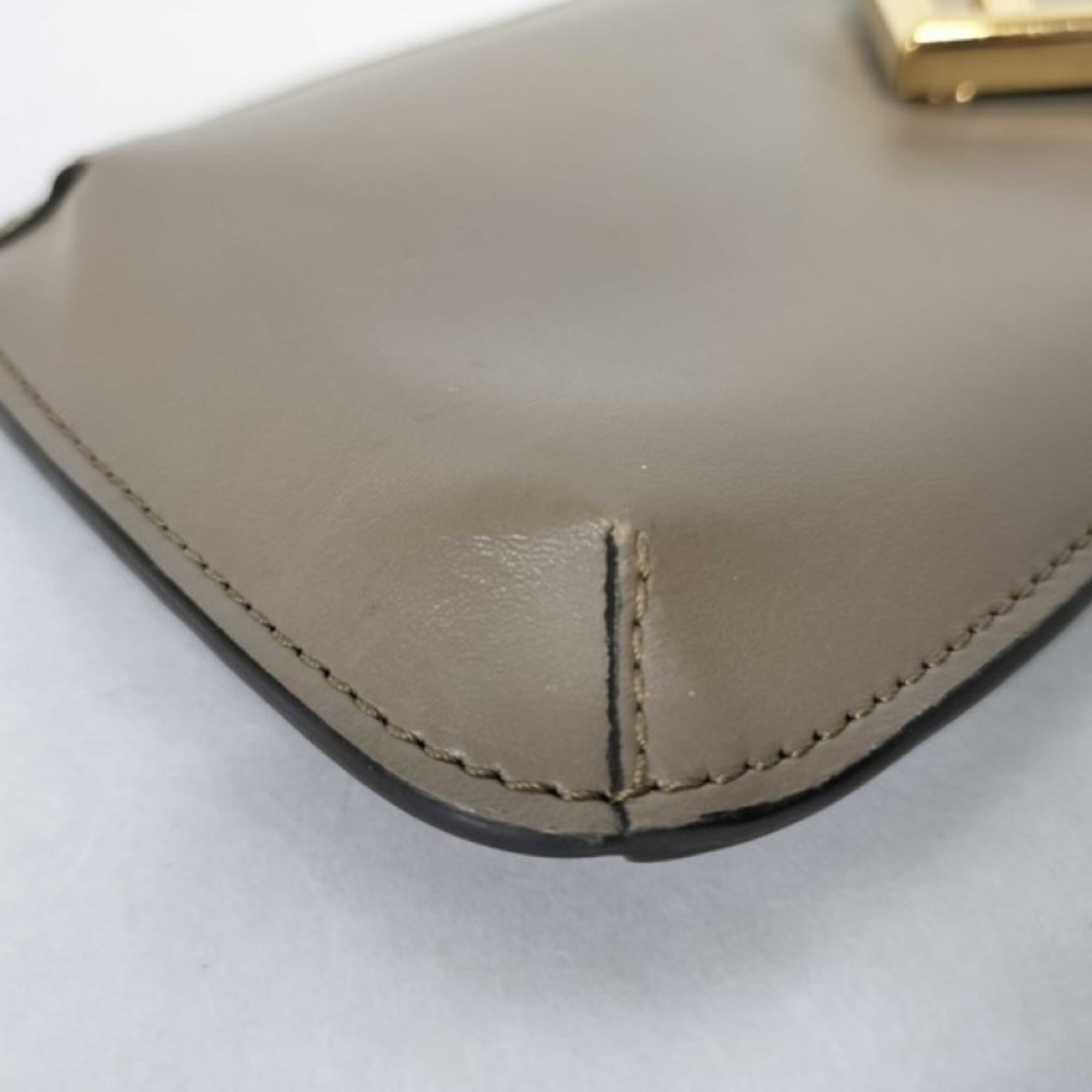 Fendi Grayish Leather Pouch Shoulder Bag (Pre-Owned)