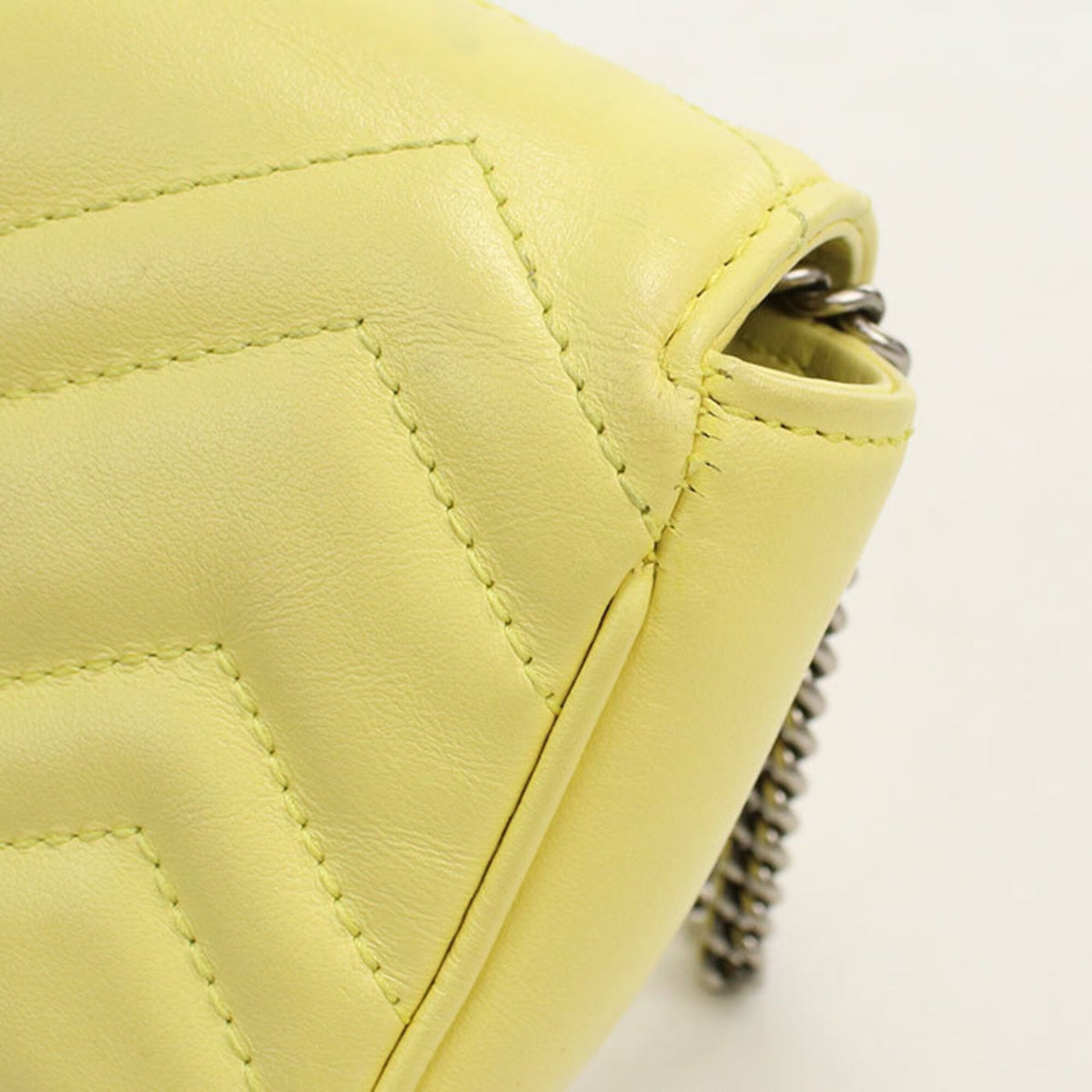 Gucci Yellow Leather Shoulder Bag (Pre-Owned)