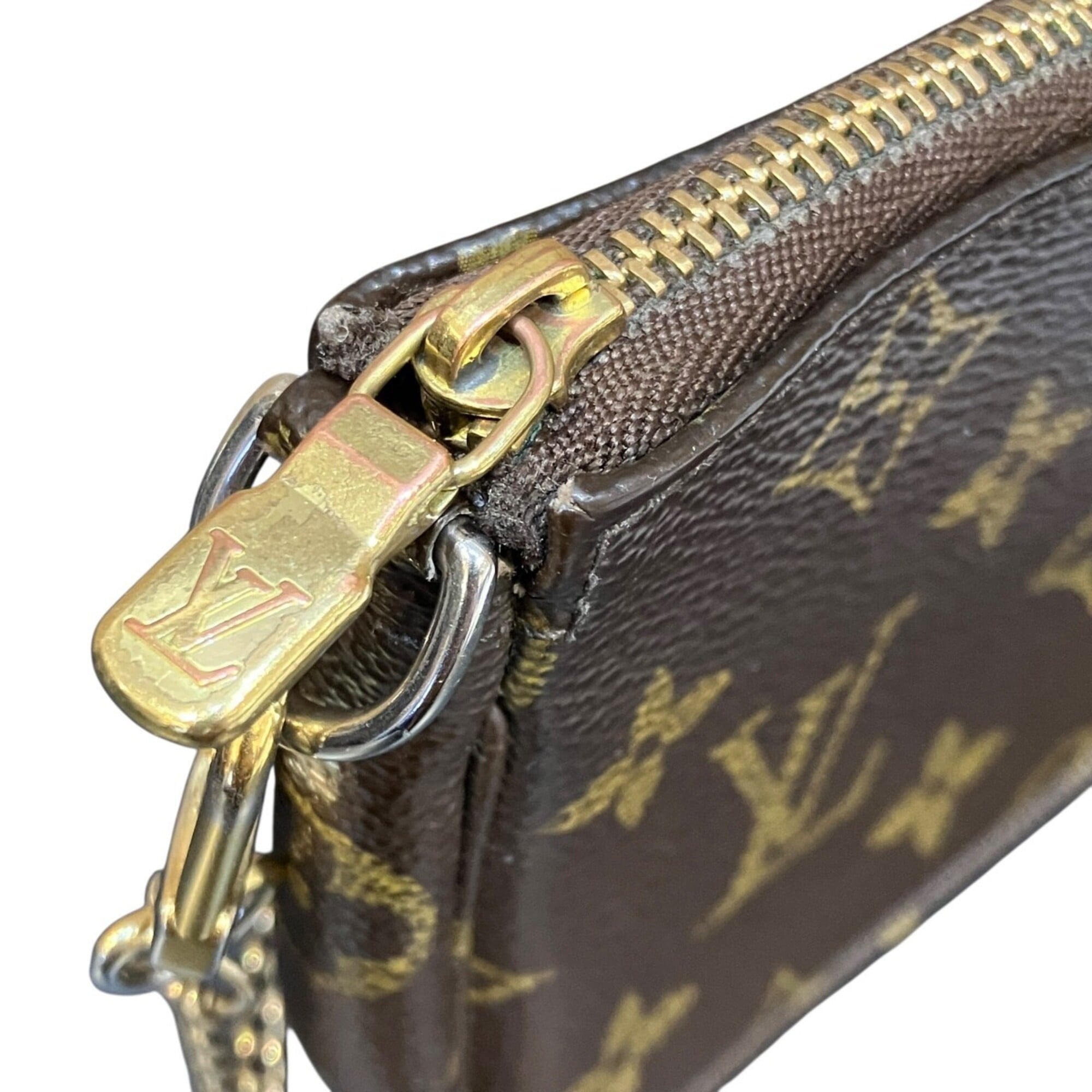 Louis Vuitton Brown Monogram Monogram Pochette (Pre-Owned)