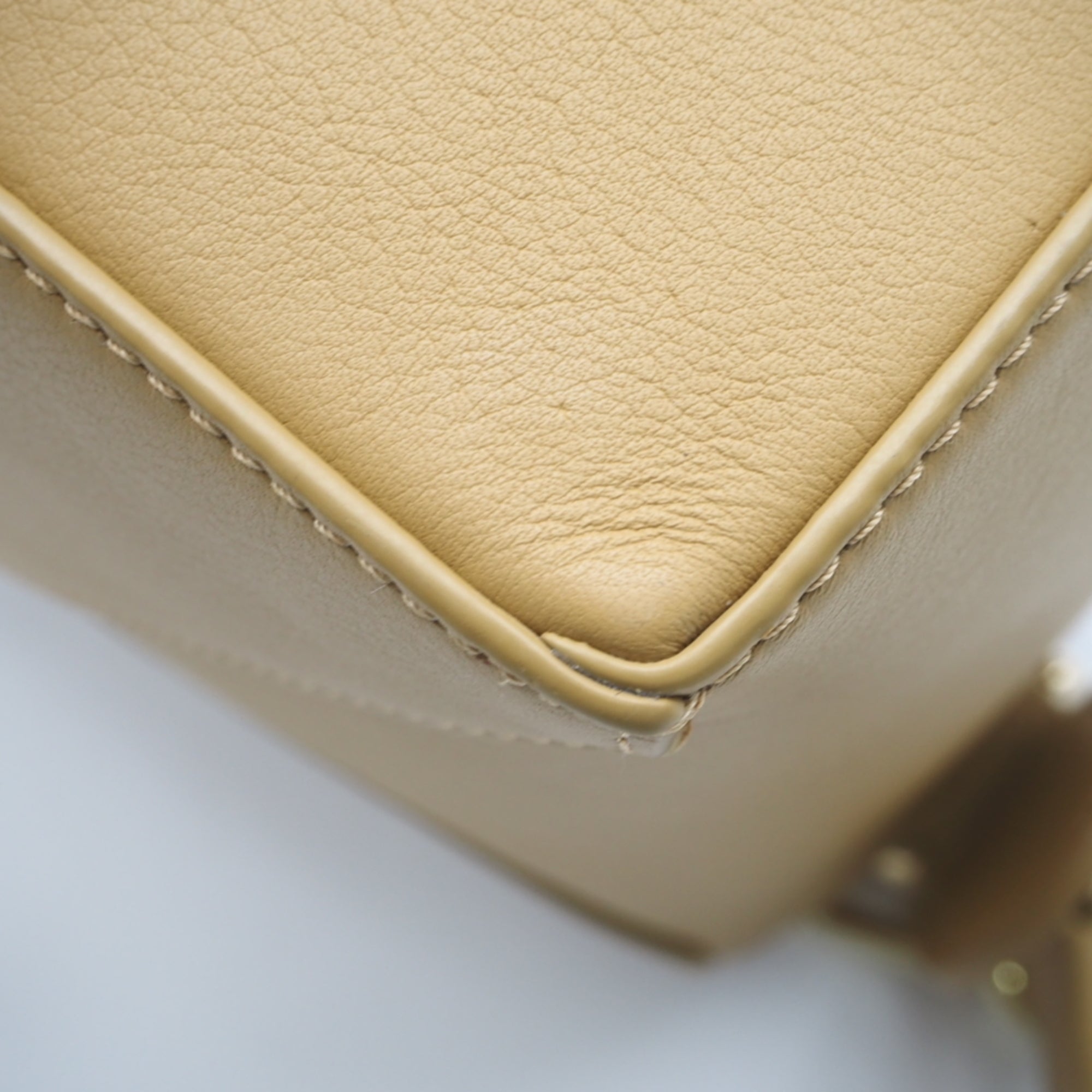 Loewe Puzzle Yellow Shoulder Bag (Pre-Owned)