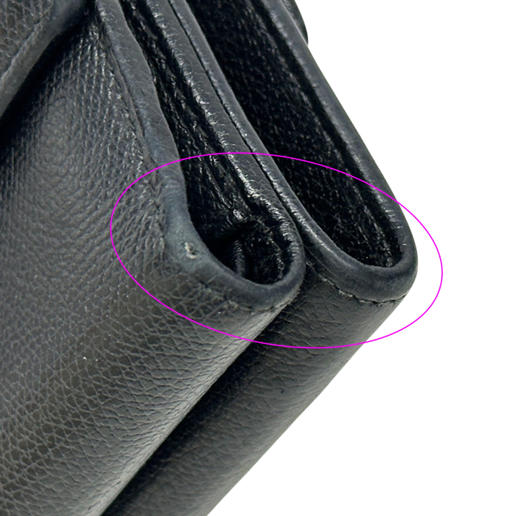 Chanel Black Leather Wallet (Bi-Fold) (Pre-Owned)