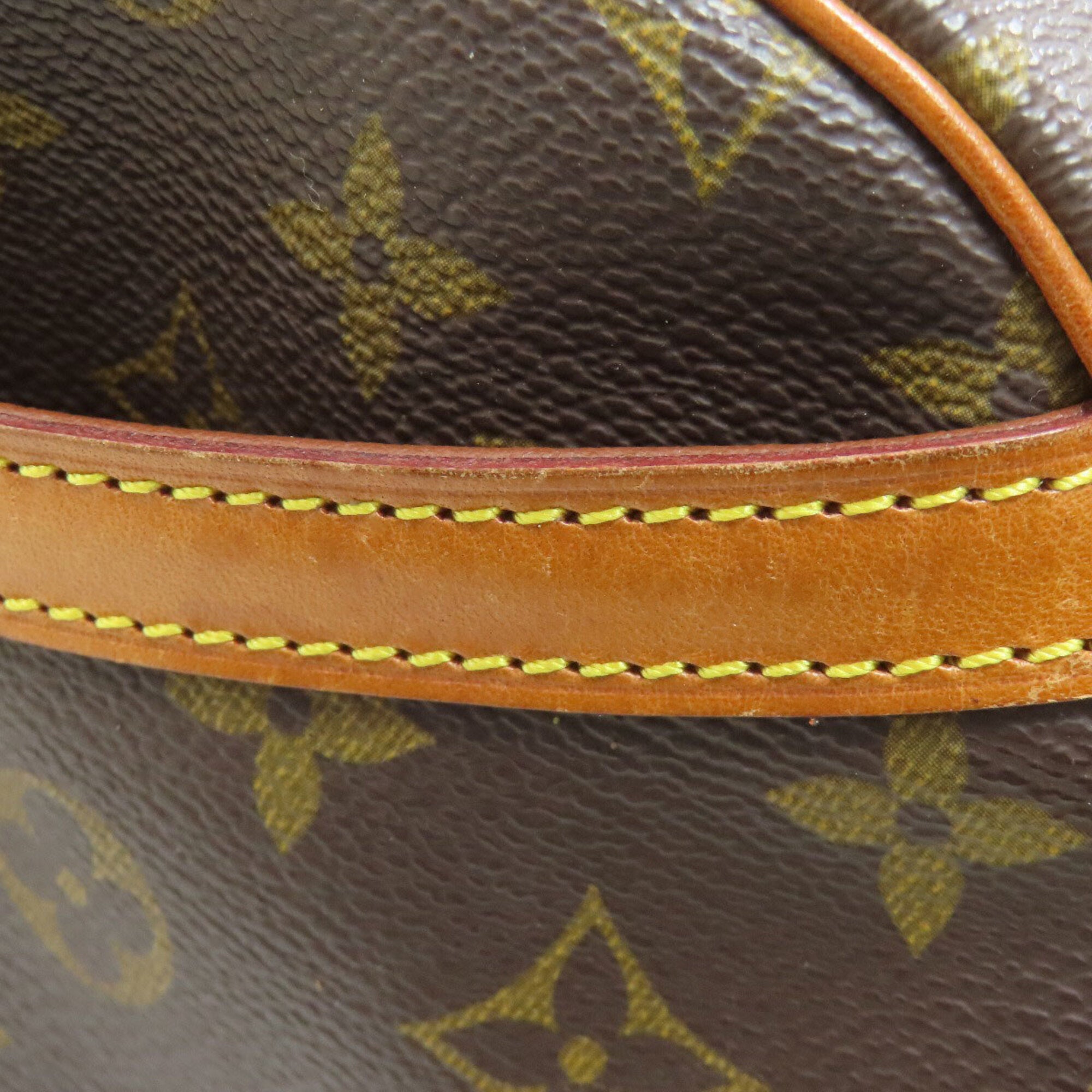 Louis Vuitton Brown Monogram Monogram Canvas Shoulder Bag (Pre-Owned)