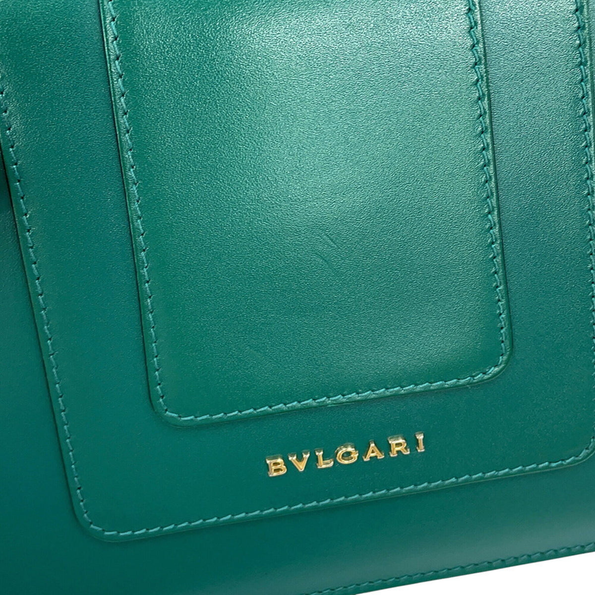Bvlgari Emerald Green Leather Handbag (Pre-Owned)