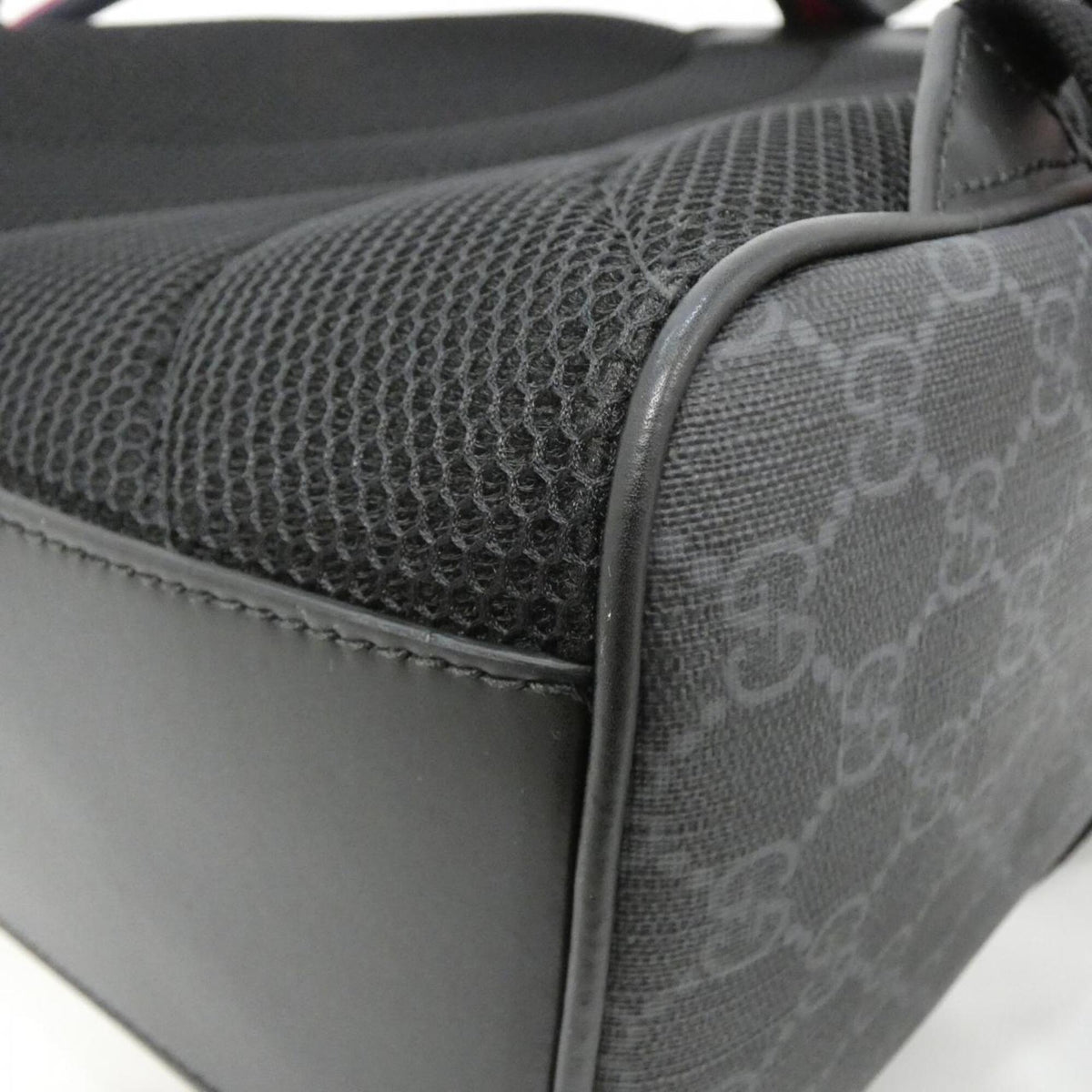 Gucci Black Gg Supreme Backpack (Pre-Owned)