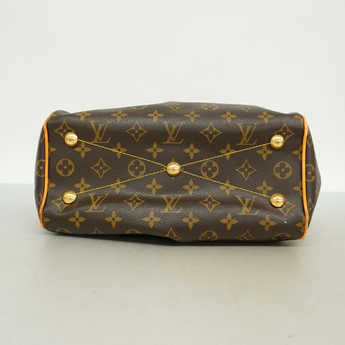 Louis Vuitton Brown Handbag (Pre-Owned)