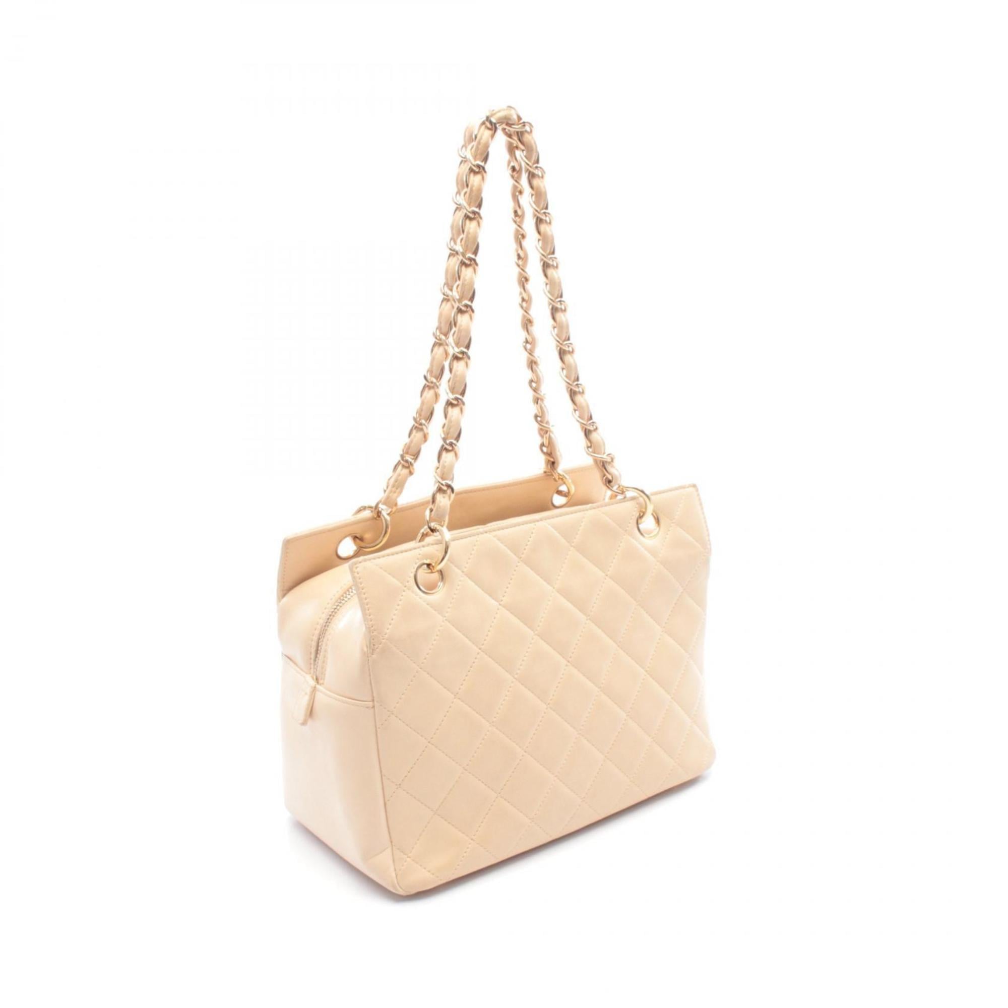 Chanel Beige Leather Handbag Shoulder Bag (Pre-Owned)