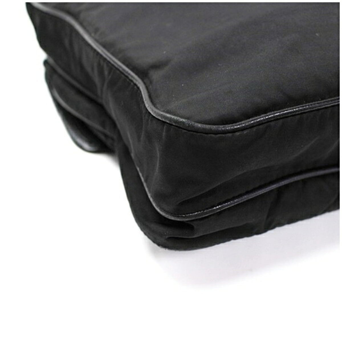 Prada Black Nylon Shoulder Bag (Pre-Owned)