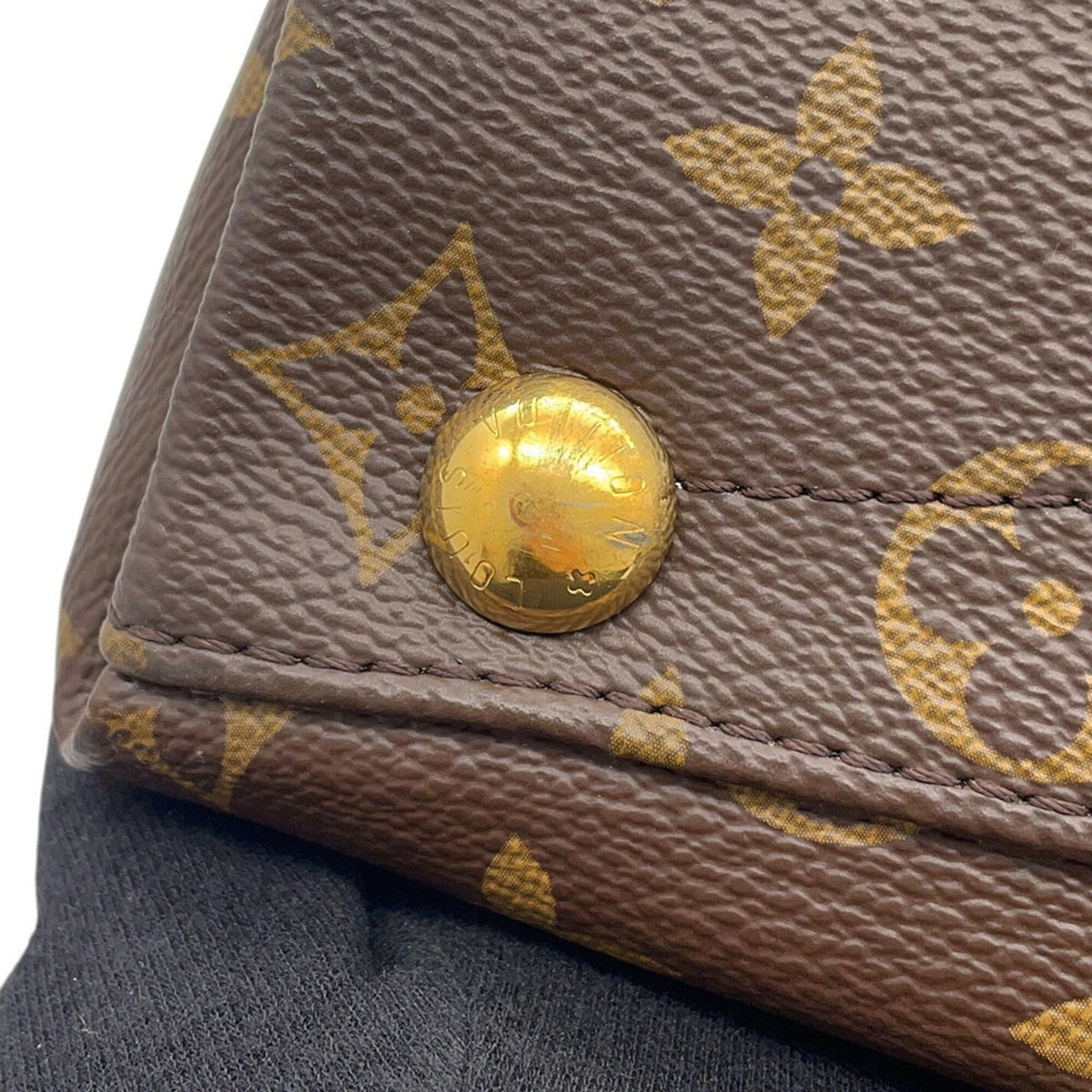 Louis Vuitton Monogram Noir Monogram Handbag Shoulder Bag (Pre-Owned)