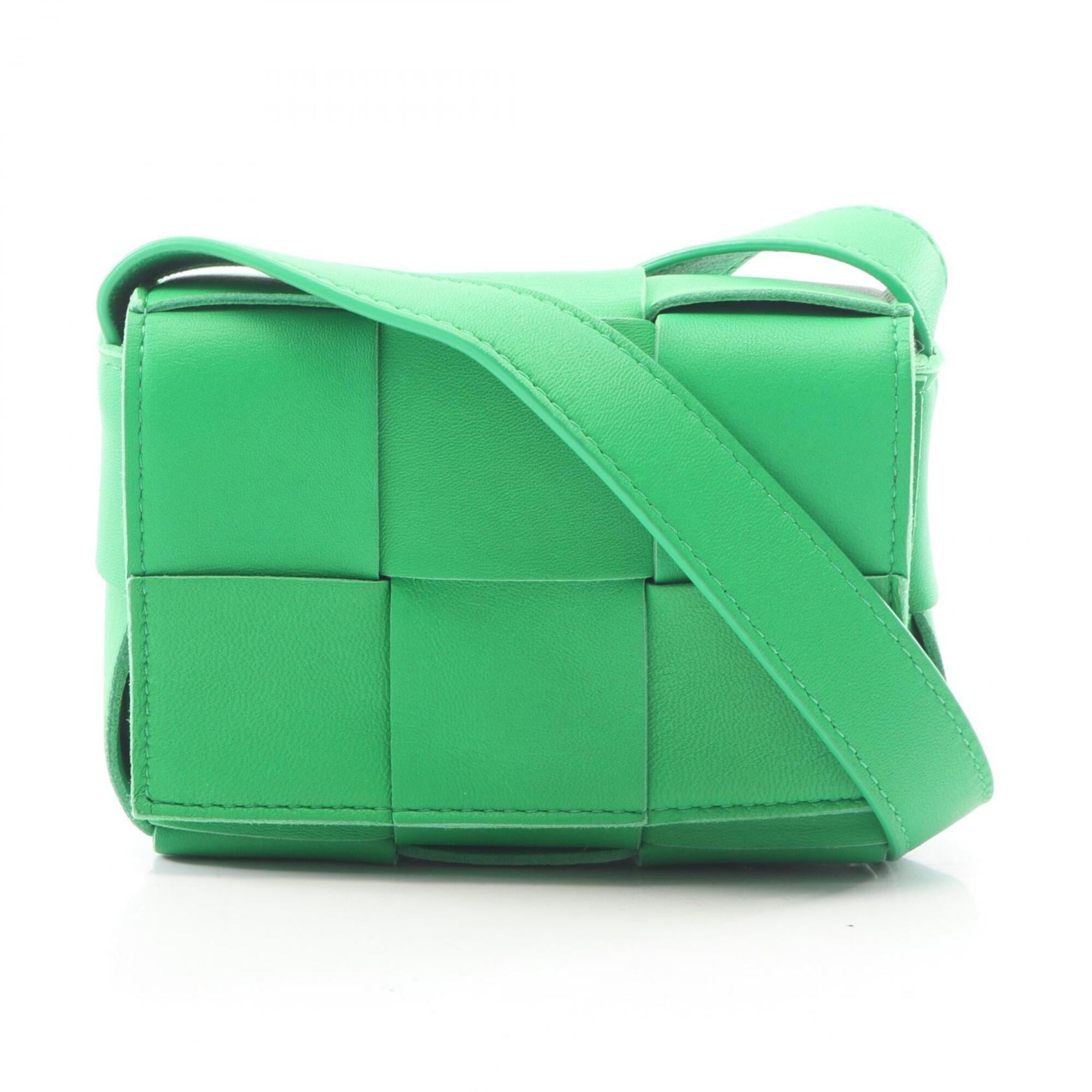 Bottega Veneta Green Leather Handbag Shoulder Bag (Pre-Owned)