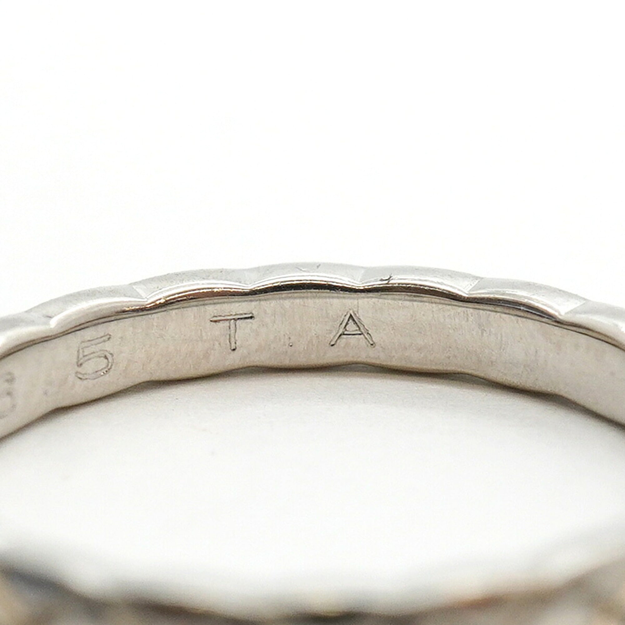Chanel White Gold (18K) Band Ring (Pre-Owned)