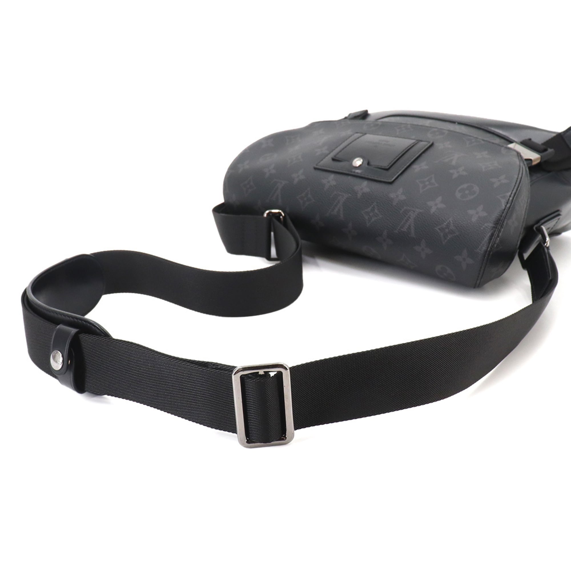 Louis Vuitton Monogram Eclipse Monogram Eclipse Handbag Messenger Bag Shoulder Bag (Pre-Owned)