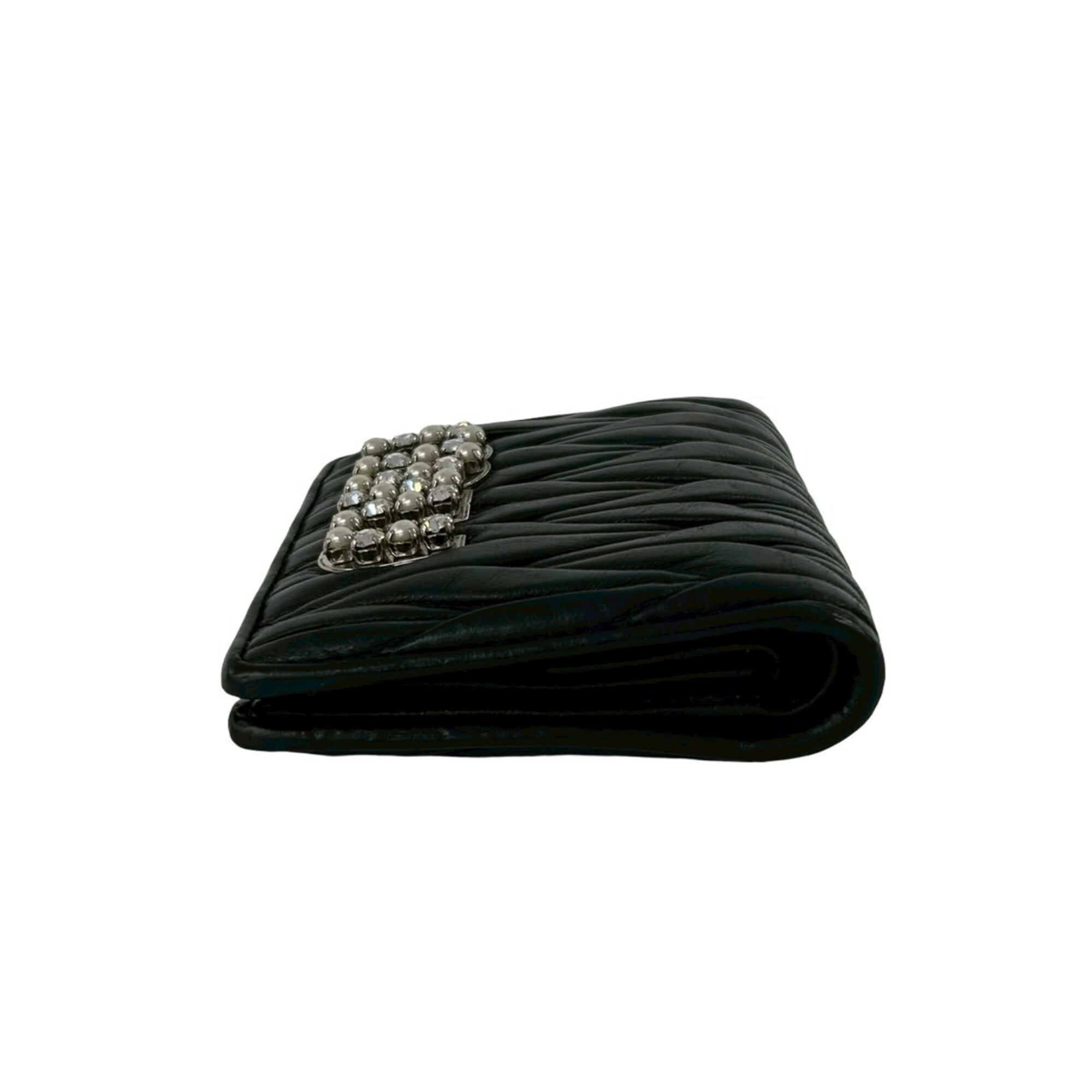 Miu Miu Black Leather Wallet (Bi-Fold) (Pre-Owned)