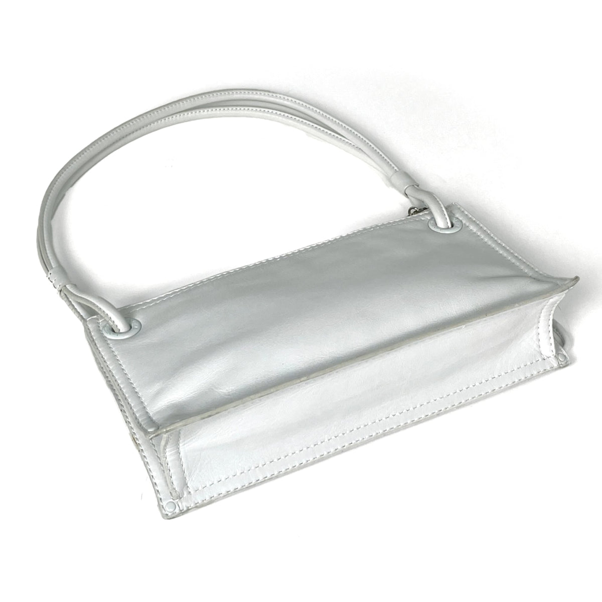 Loewe White Leather Tote Bag (Pre-Owned)