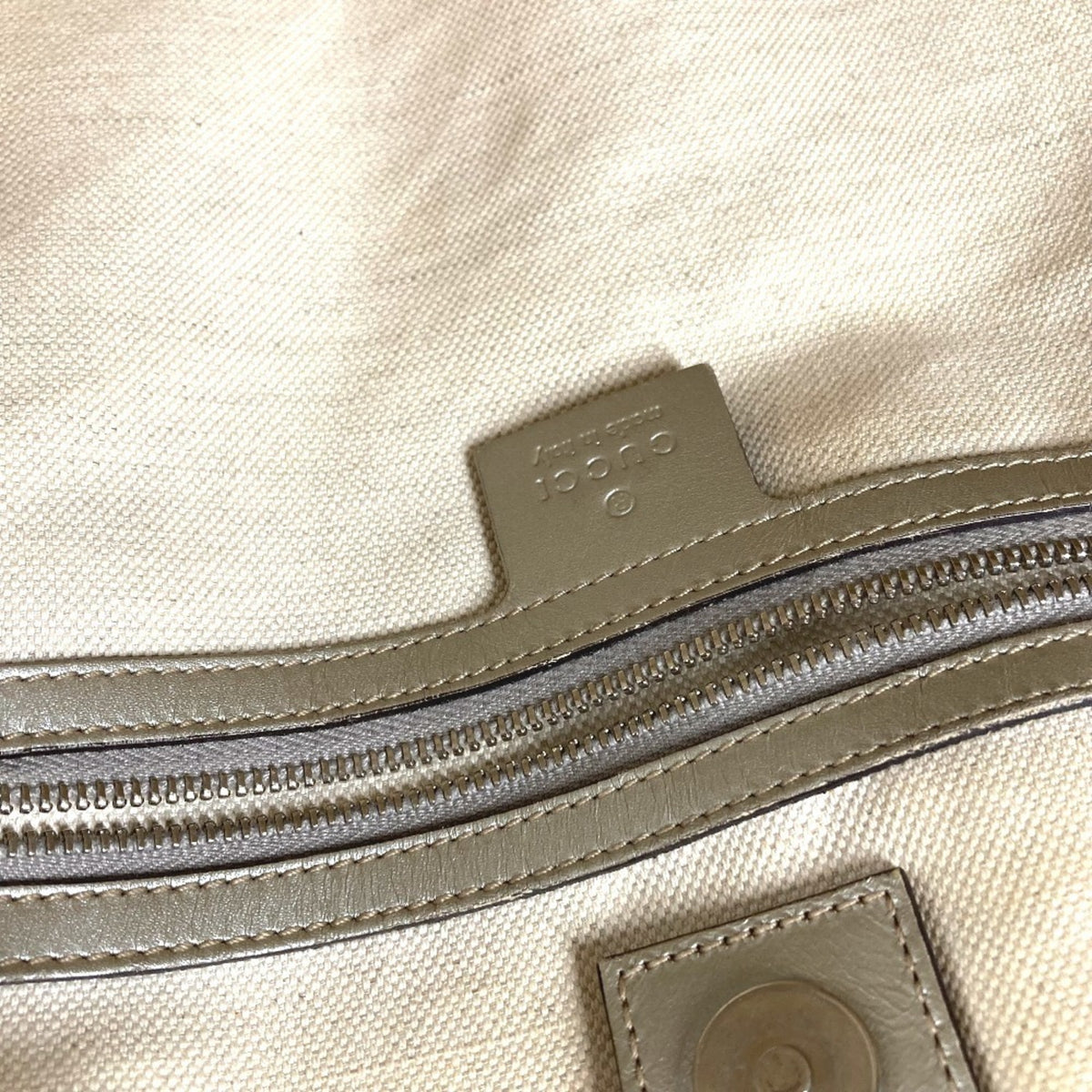 Gucci Silver Gg Imprimé Shoulder Bag Tote Bag (Pre-Owned)