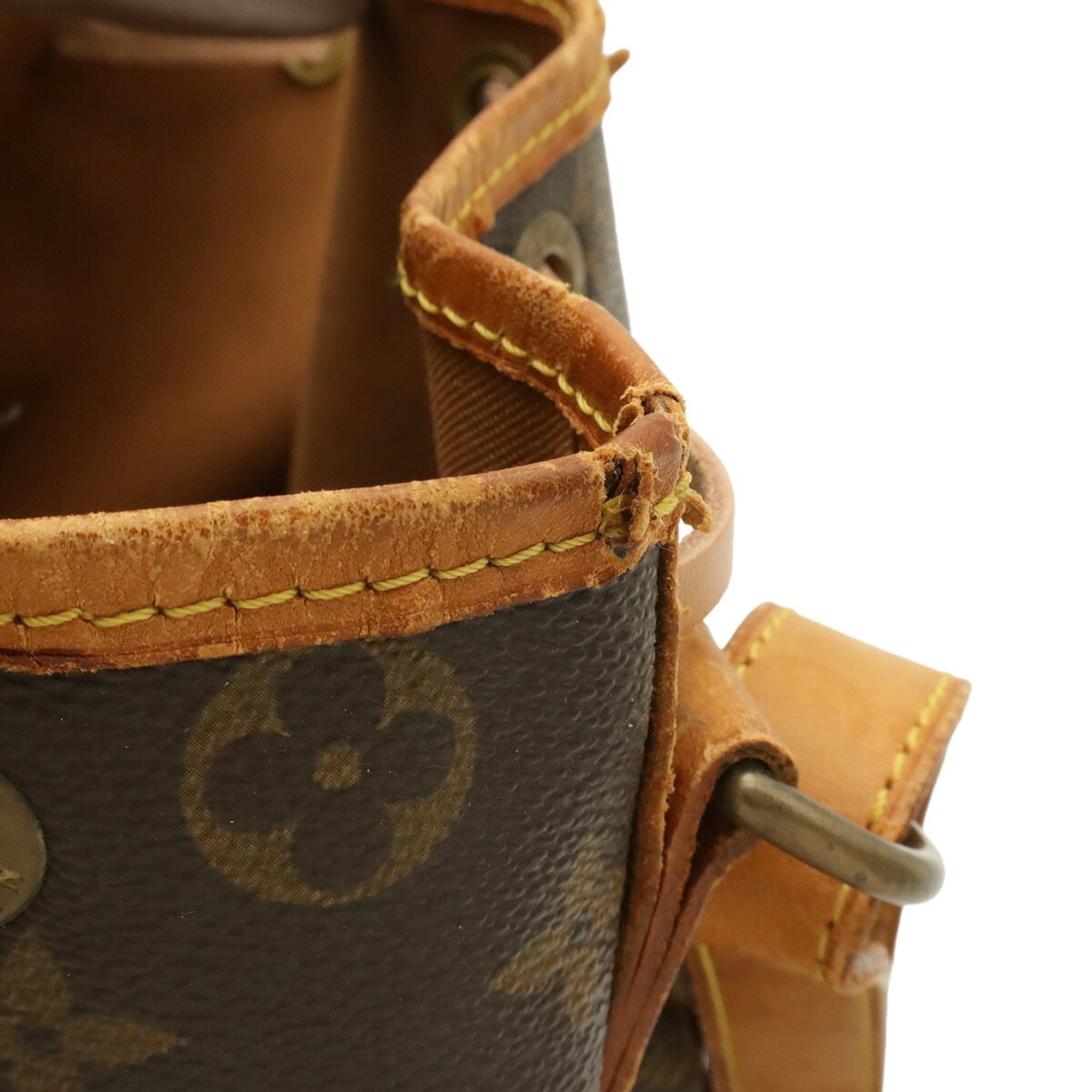 Louis Vuitton Brown Monogram Canvas Shoulder Bag (Pre-Owned)