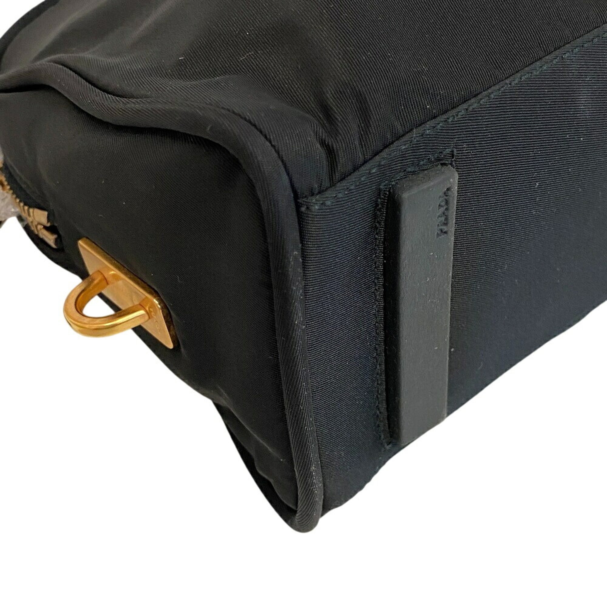 Prada Black Nylon (Pre-Owned)