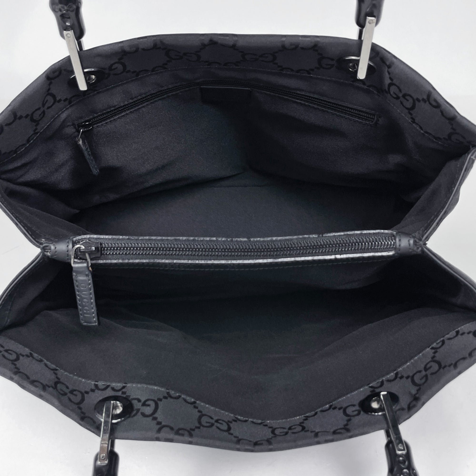 Gucci Black Nylon Tote Bag (Pre-Owned)